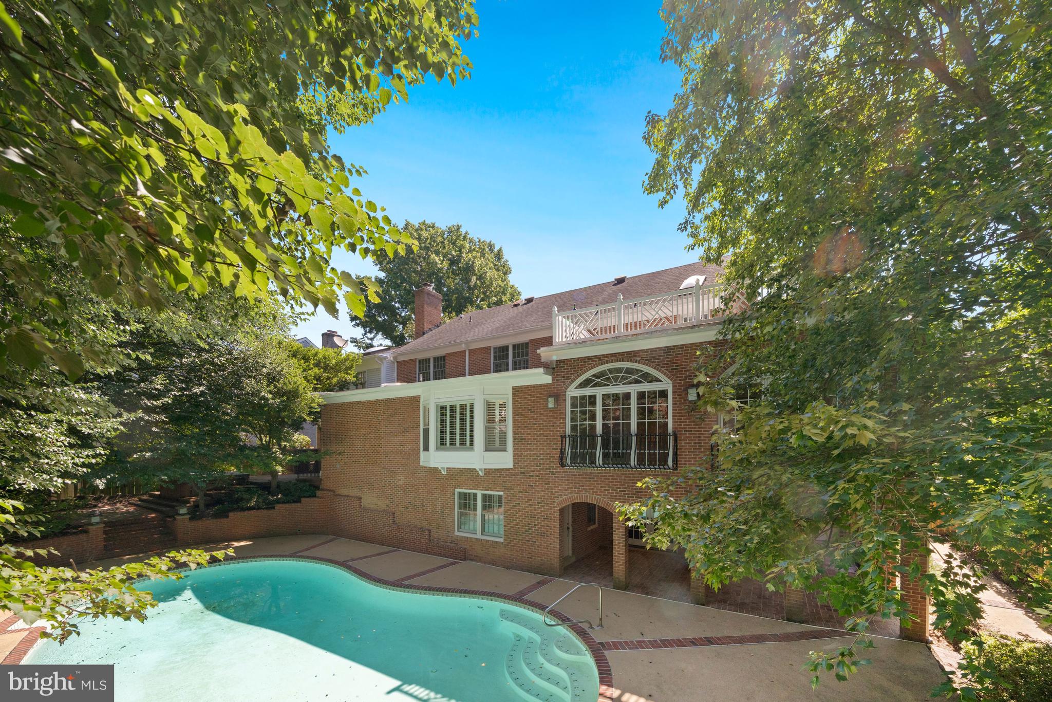 LYNWOOD - Residential