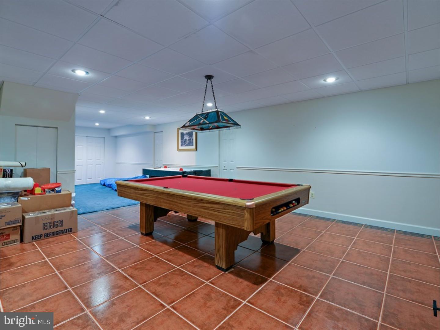 EST @ CEDAR HOLLOW - Residential