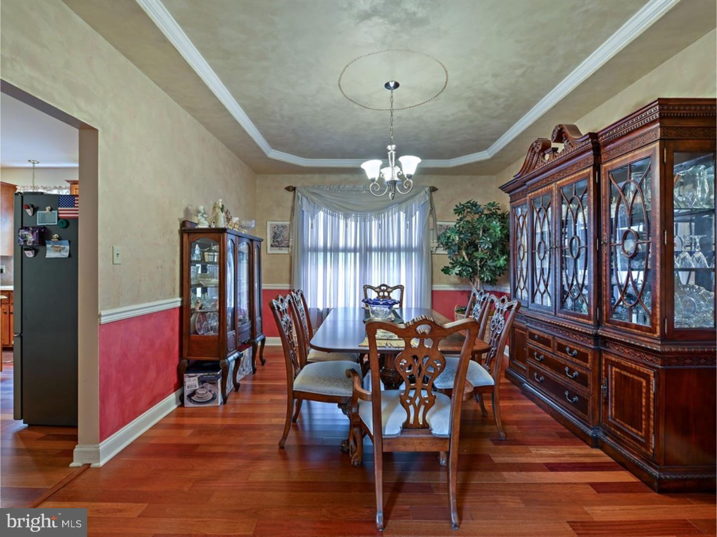 EST @ CEDAR HOLLOW - Residential