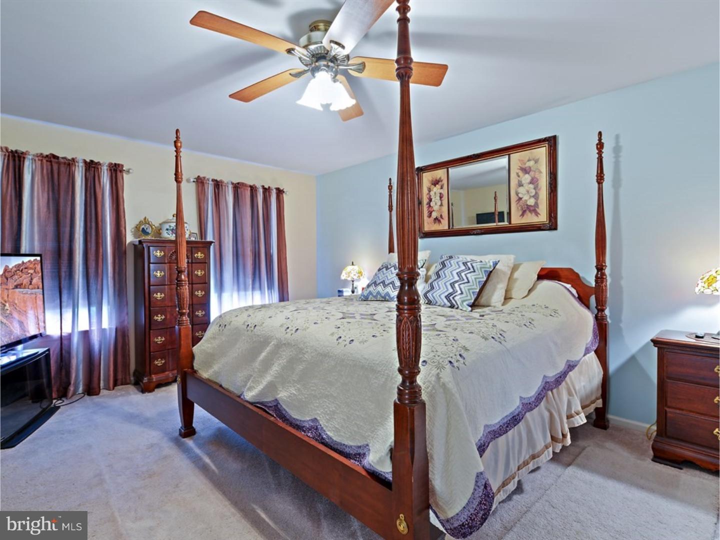 EST @ CEDAR HOLLOW - Residential