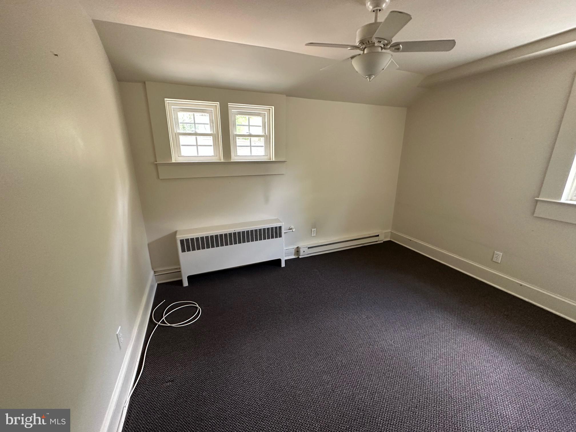 COLLEGE HEIGHTS - Residential Lease