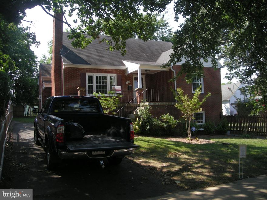 Basement apartment with  private separate entrance located in well-cared residential community*Tenant pays electric, snow removal and required parking permit.** landlord  pays water/sewer/trash, heat and yard maintenance**washer/dryer "AS IS" ** 

Proof of Income (W-2's for the past 2 years  PLUS a current pay stub) and Photo ID's (no screenshot) to accompany a fully completed application signed by everyone aged 18 and over **2 year work, rental, credit history required with copies of  the last 2 years of W-2's, Gross monthly income requirements (3x $1200 = $3600) plus a minimum 650 credit score. $75 application fee plus deposit and 1st months rent in certified funds.
No animal, smoking, vaping  and co-signers. 
 
**Photos taken prior to current tenant**