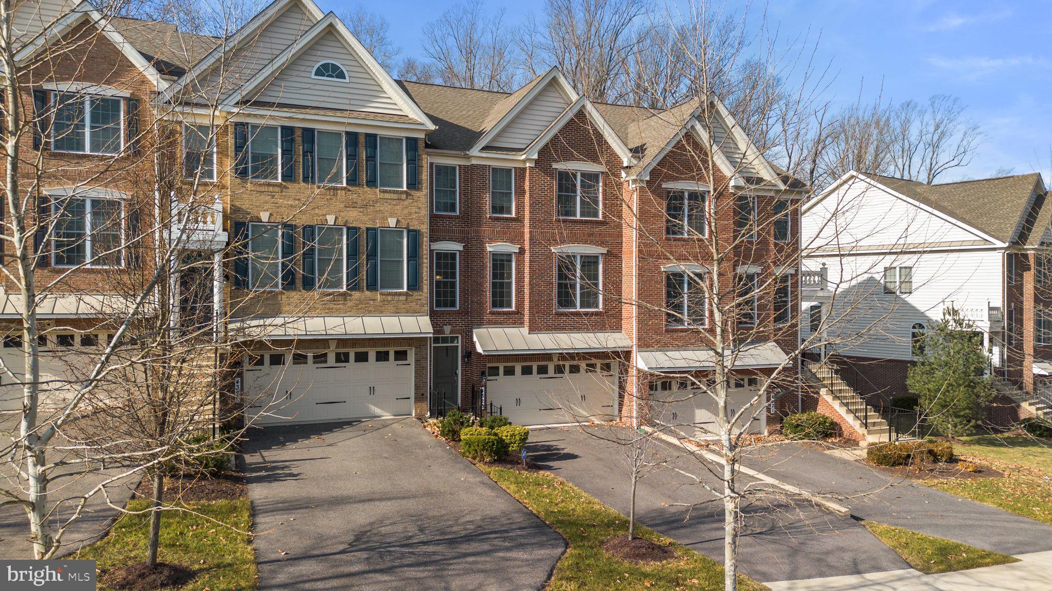 4323 SPRING FOAL COURT