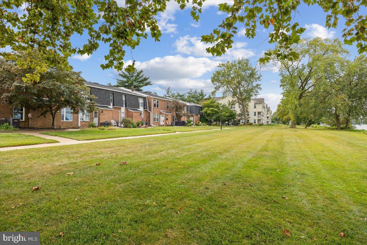 2100 N HARBOUR DRIVE