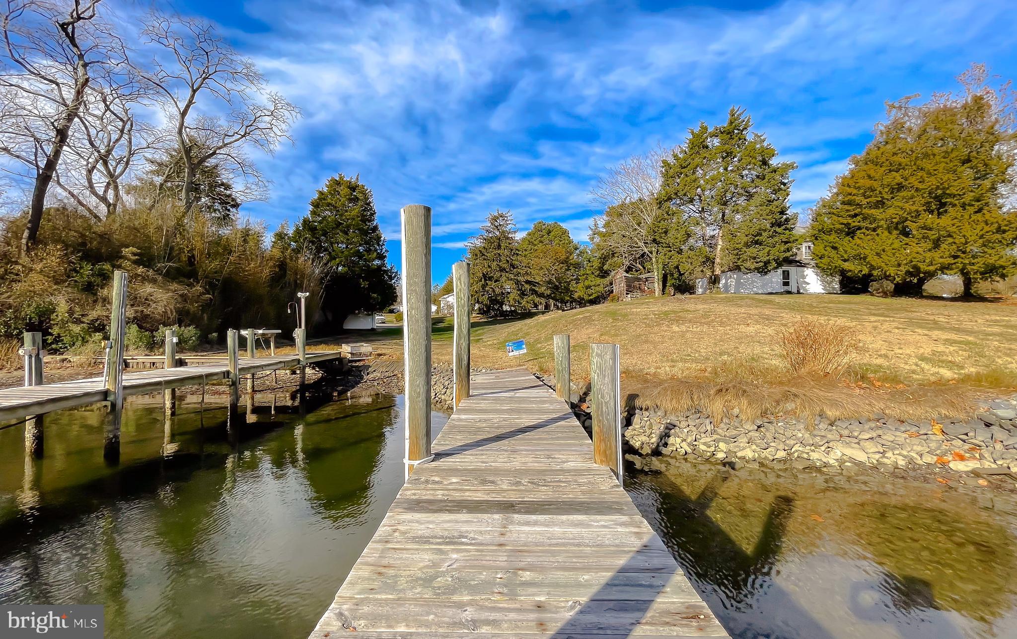 610 ROLLING HILLS ROAD