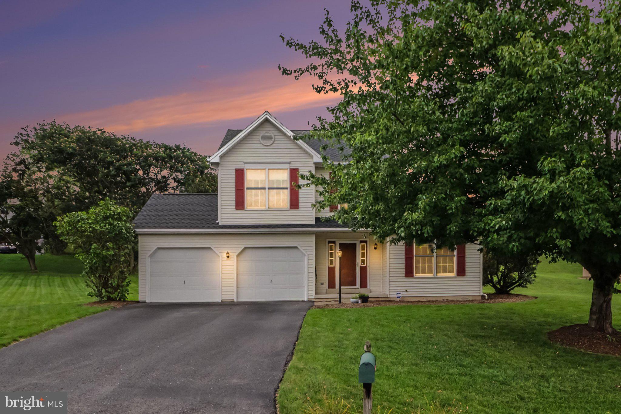 106 GREENWOOD LANE