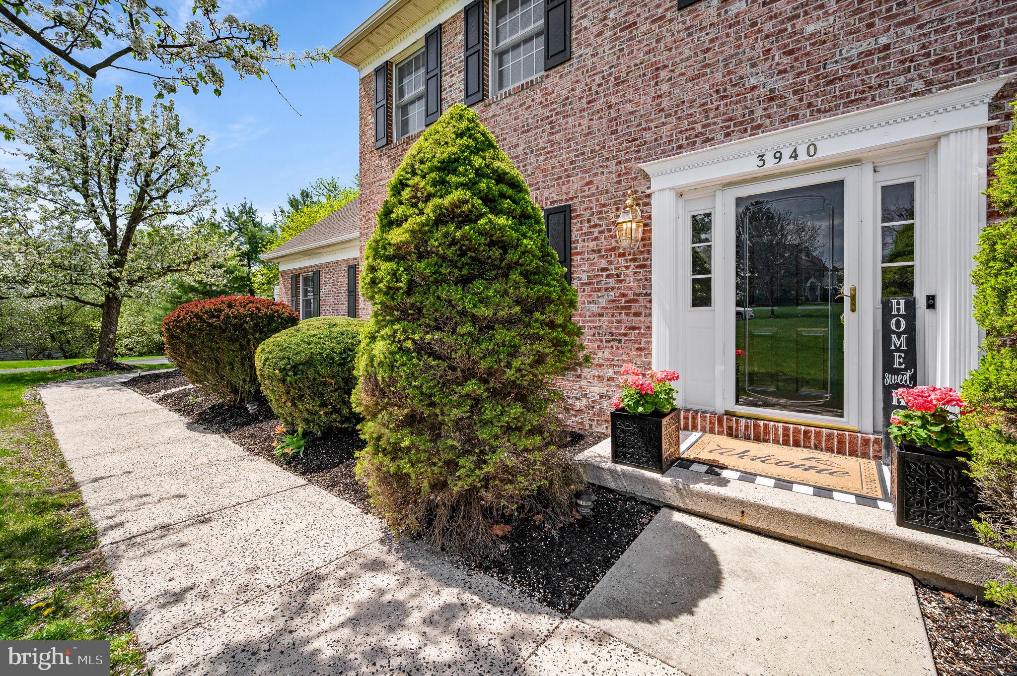 ESTATES AT BROOKSIDE - Residential