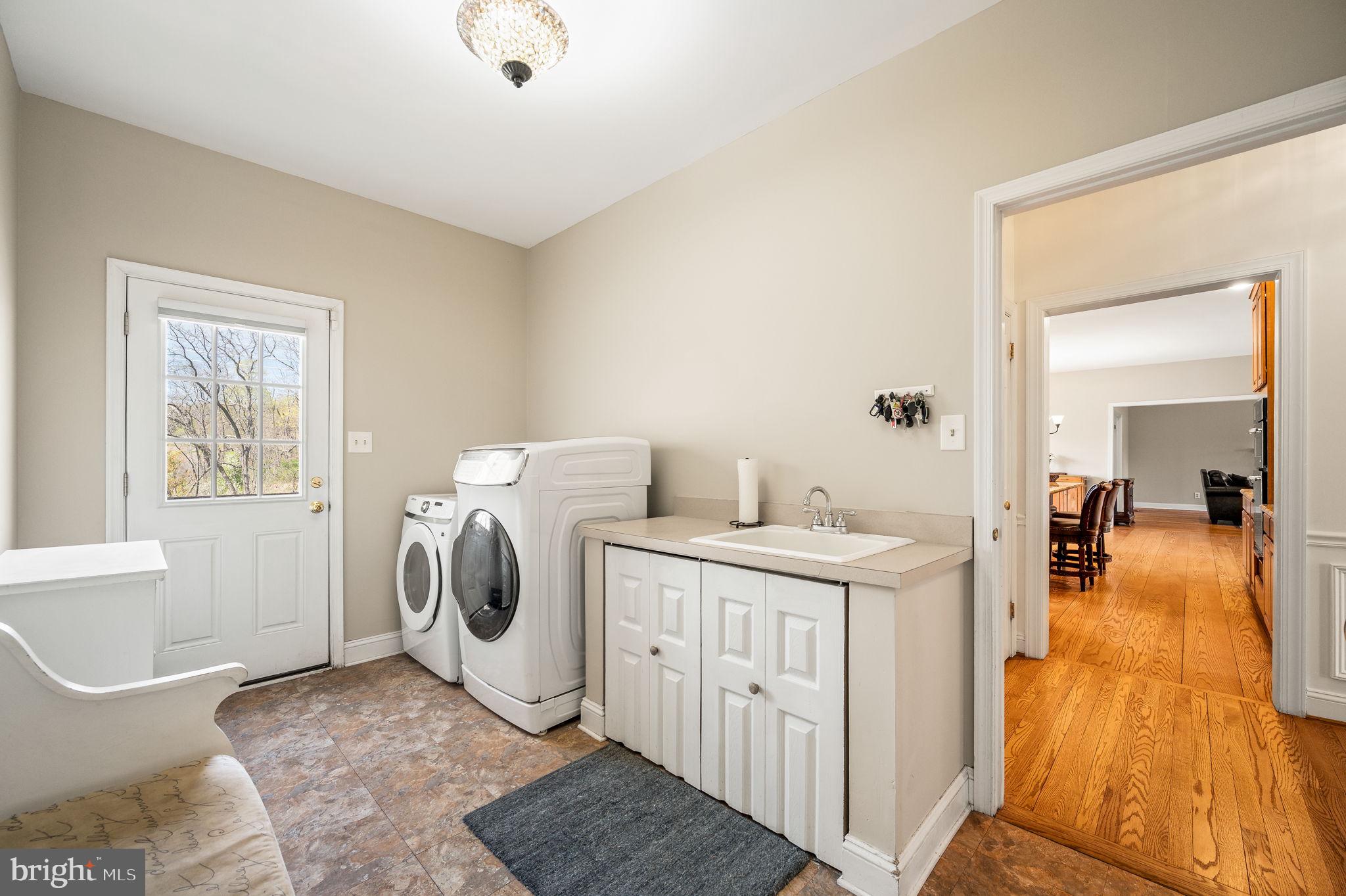 ESTATES AT BROOKSIDE - Residential