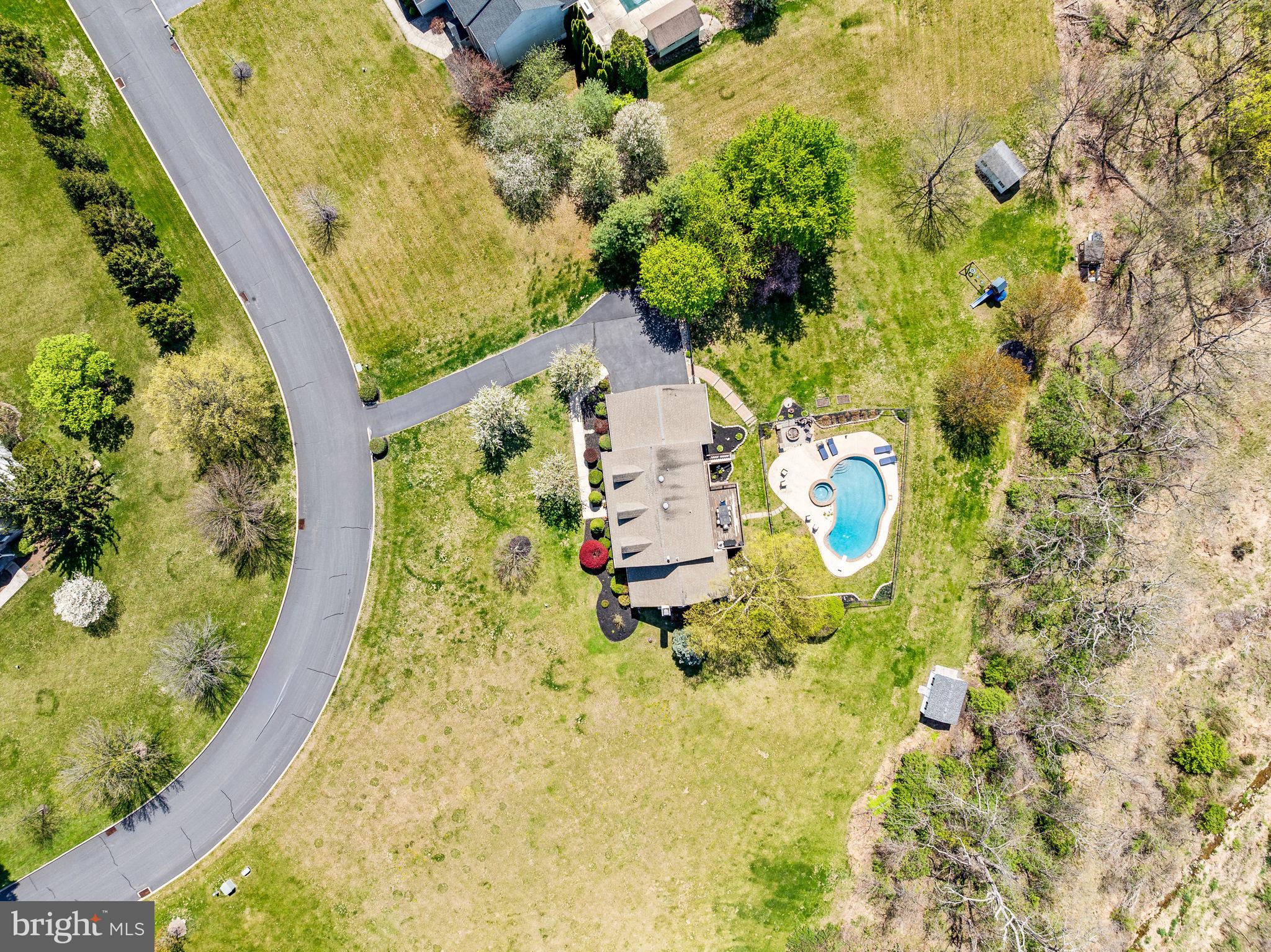 ESTATES AT BROOKSIDE - Residential