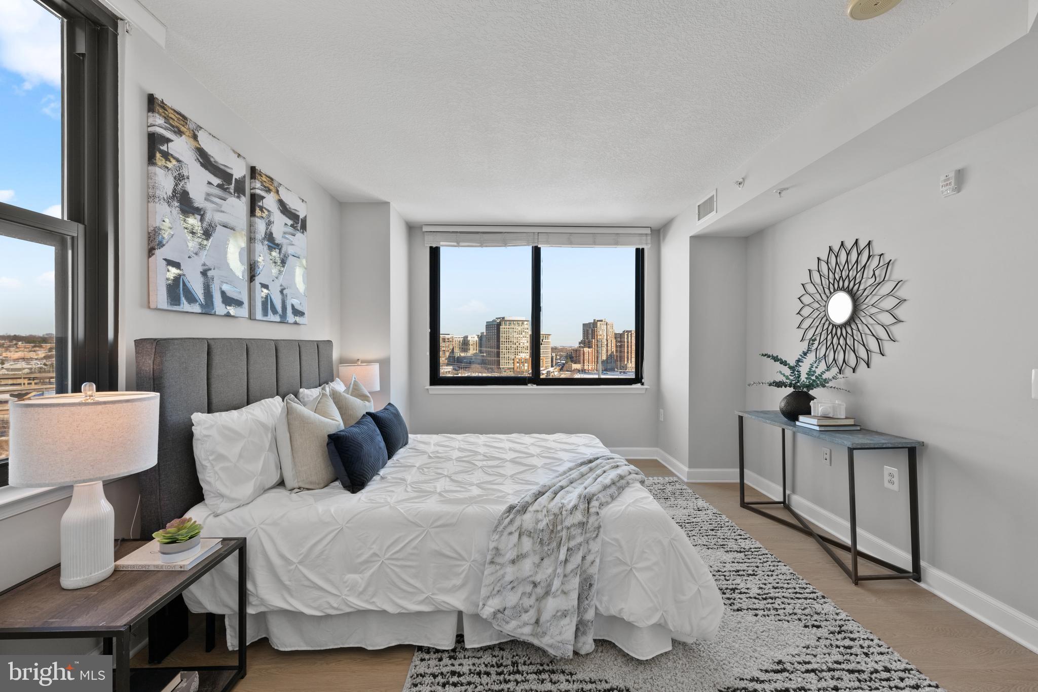 MIDTOWN ALEXANDRIA STATION CONDOMINIUM - Residential