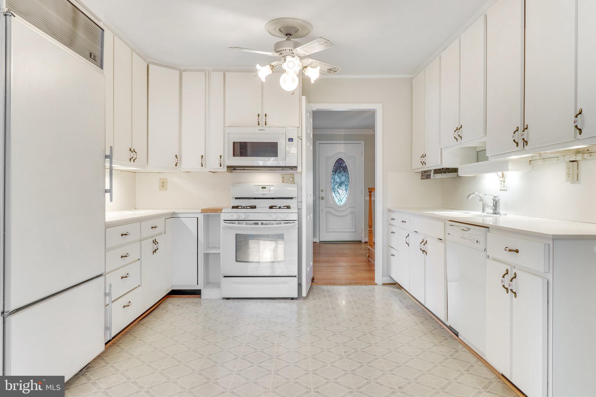 FAIRMONT ESTATES - Residential