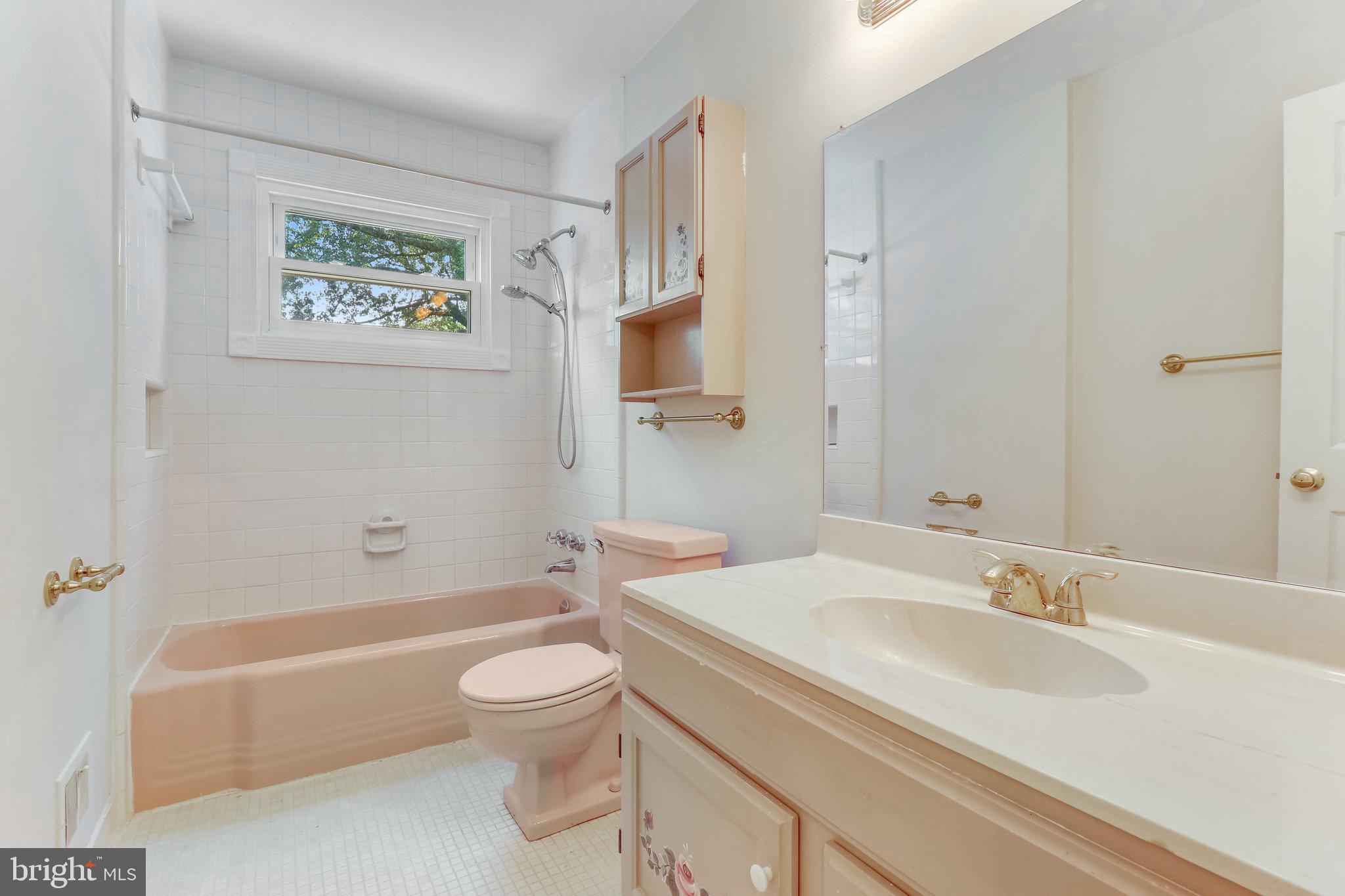 FAIRMONT ESTATES - Residential