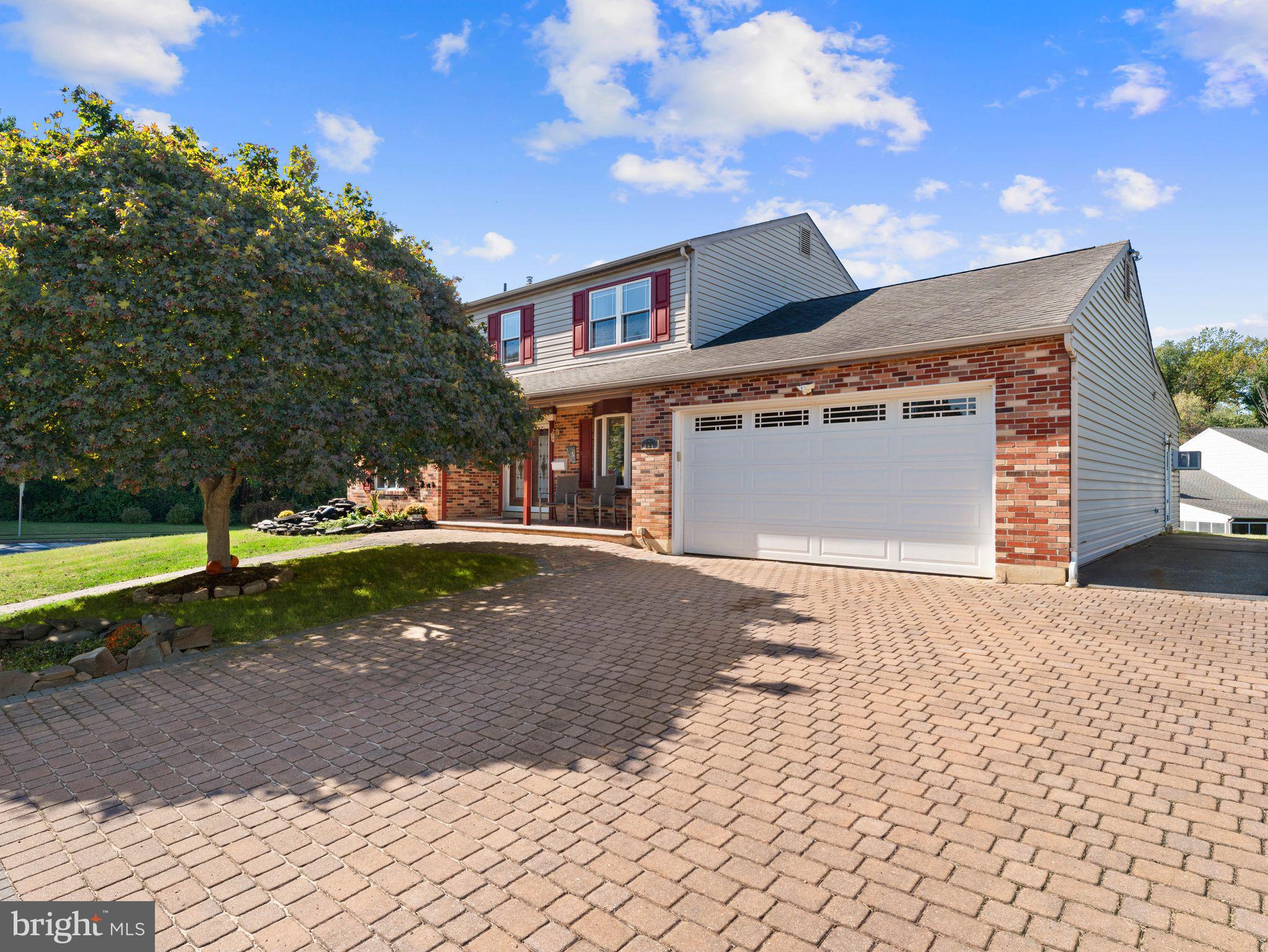 CAMELOT ESTS - Residential