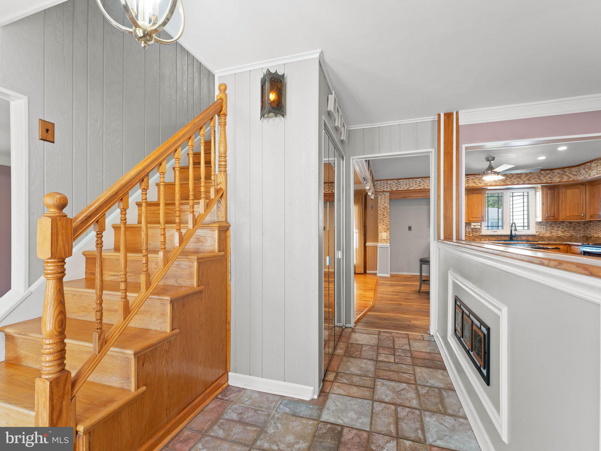 CAMELOT ESTS - Residential