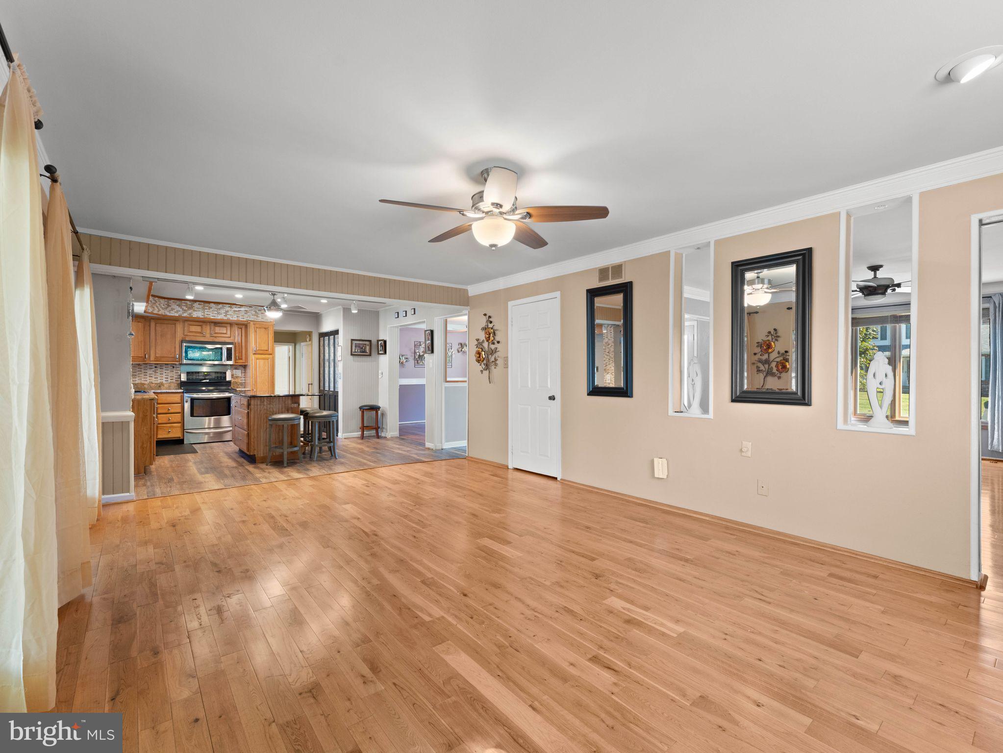 CAMELOT ESTS - Residential