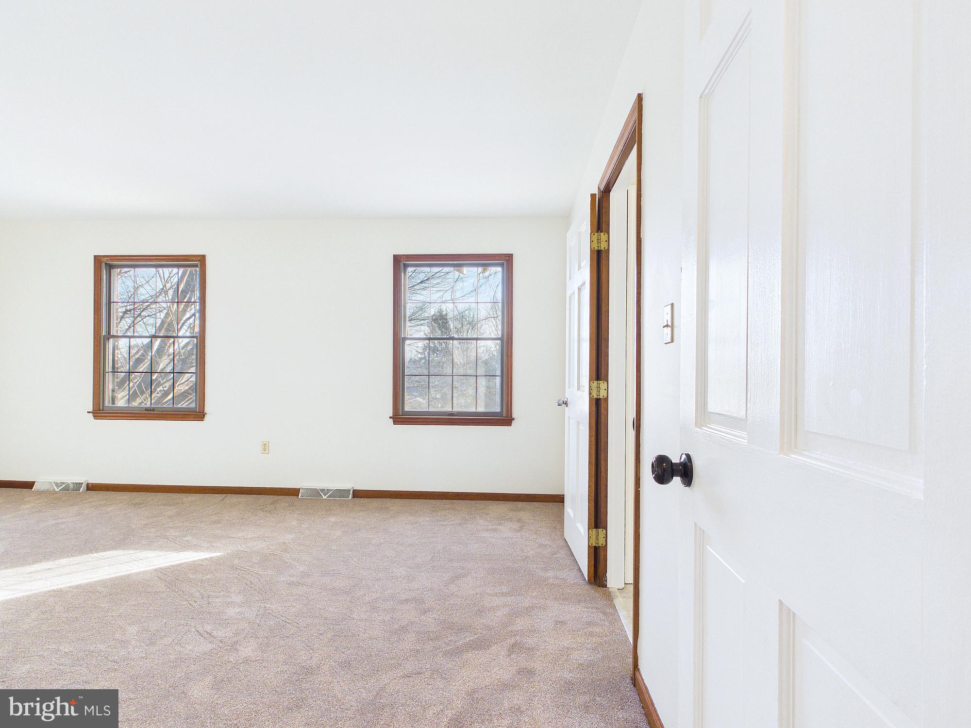 INDIAN CREEK - Residential