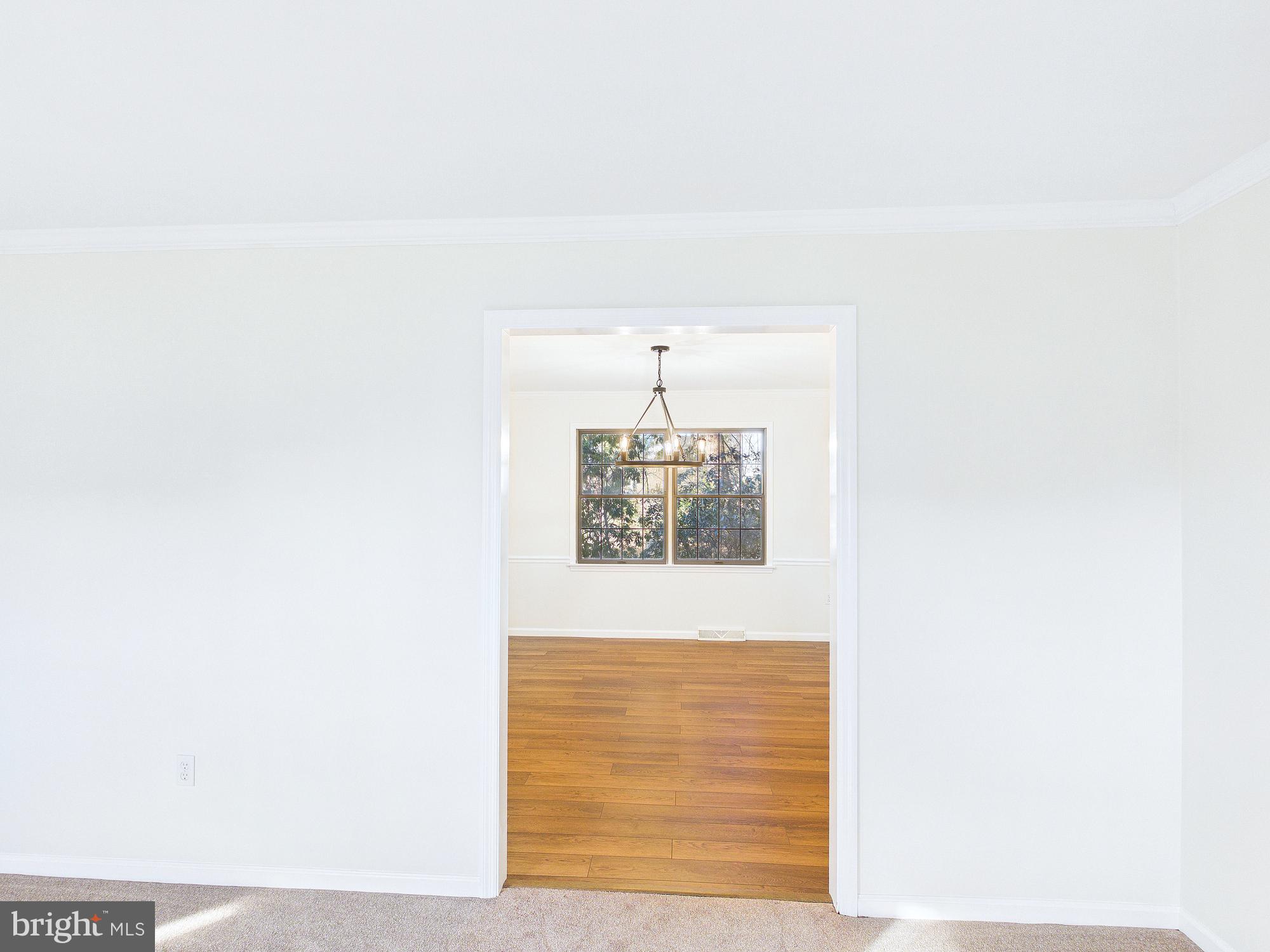 INDIAN CREEK - Residential