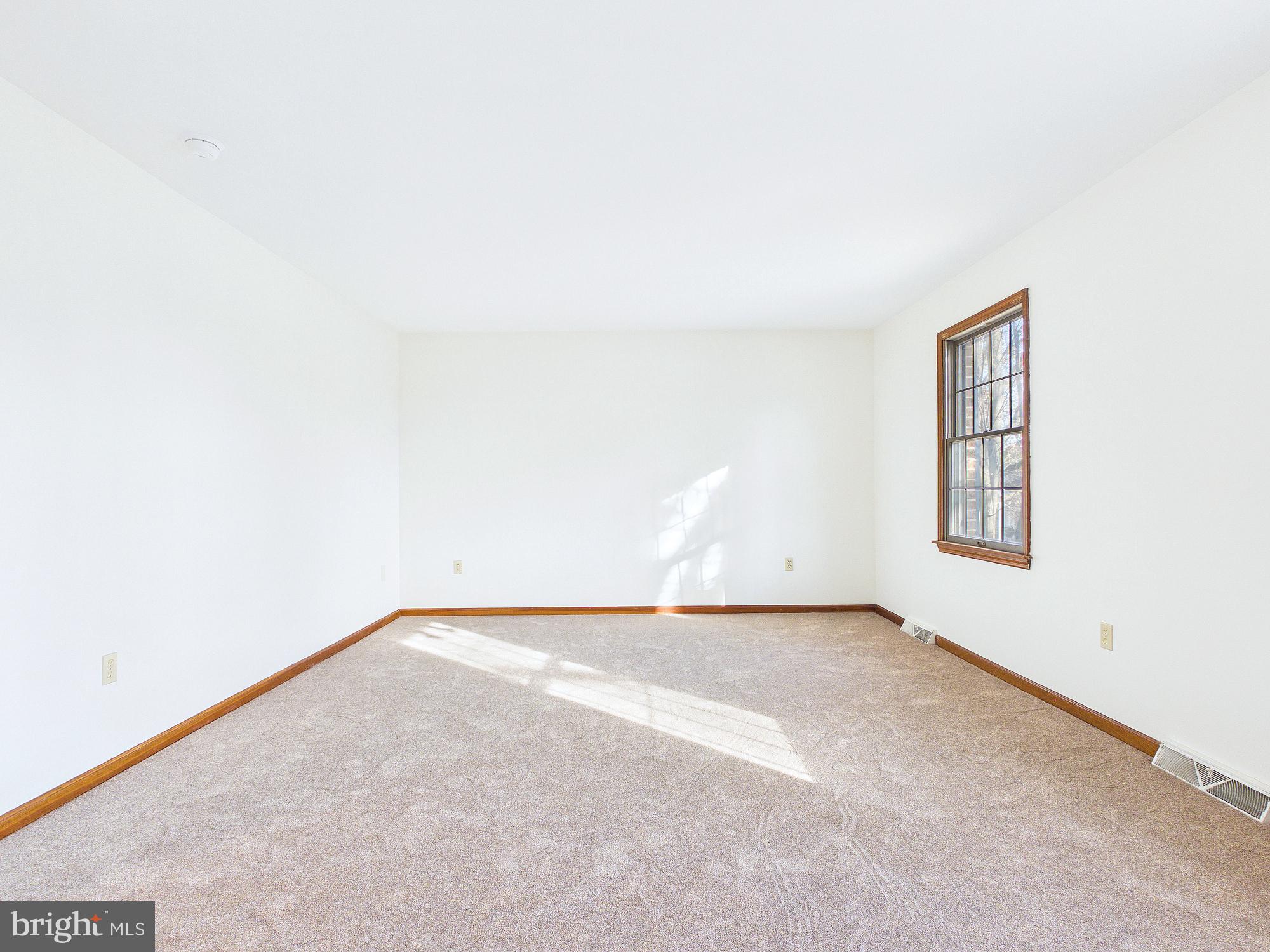 INDIAN CREEK - Residential