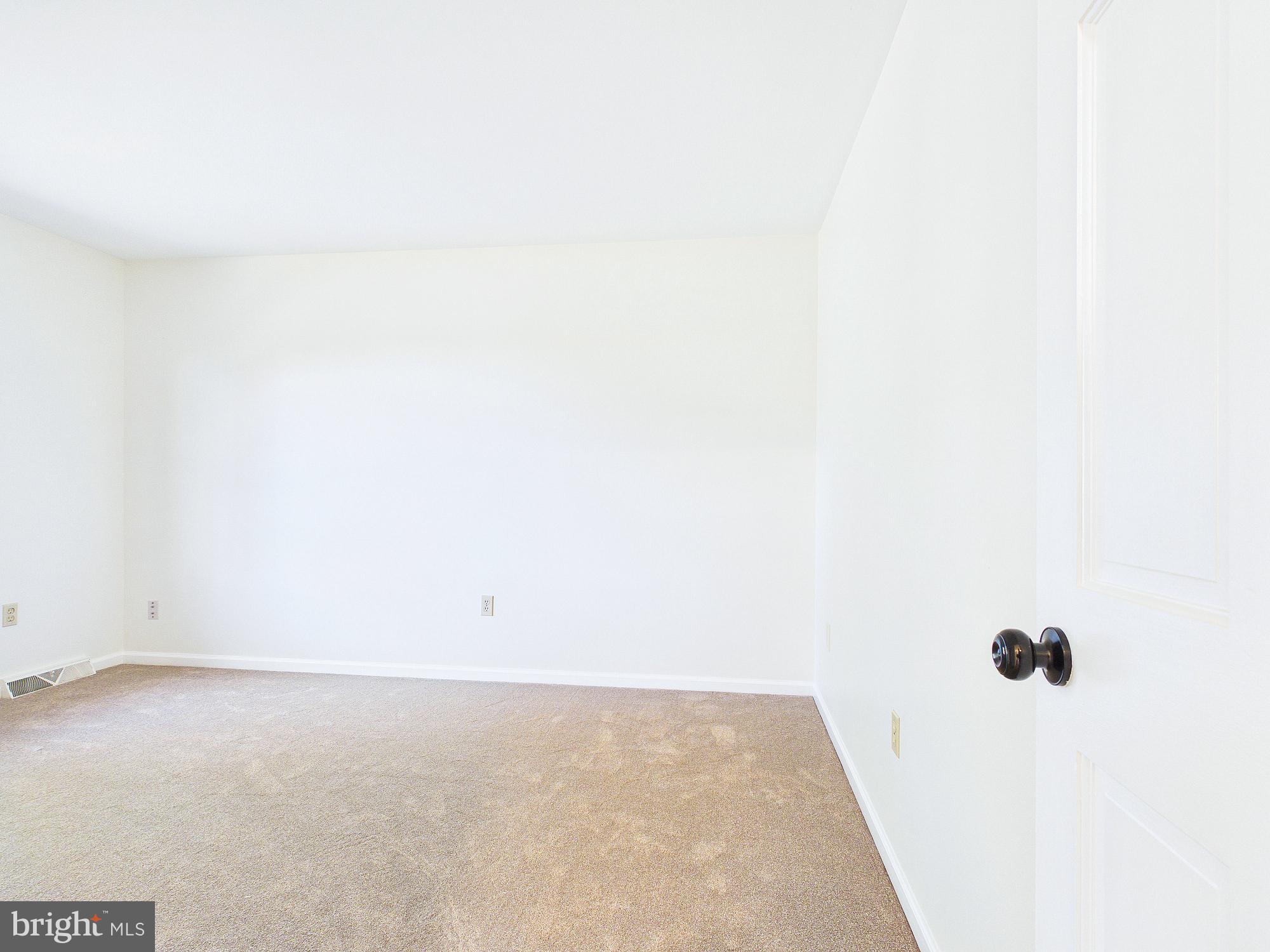 INDIAN CREEK - Residential