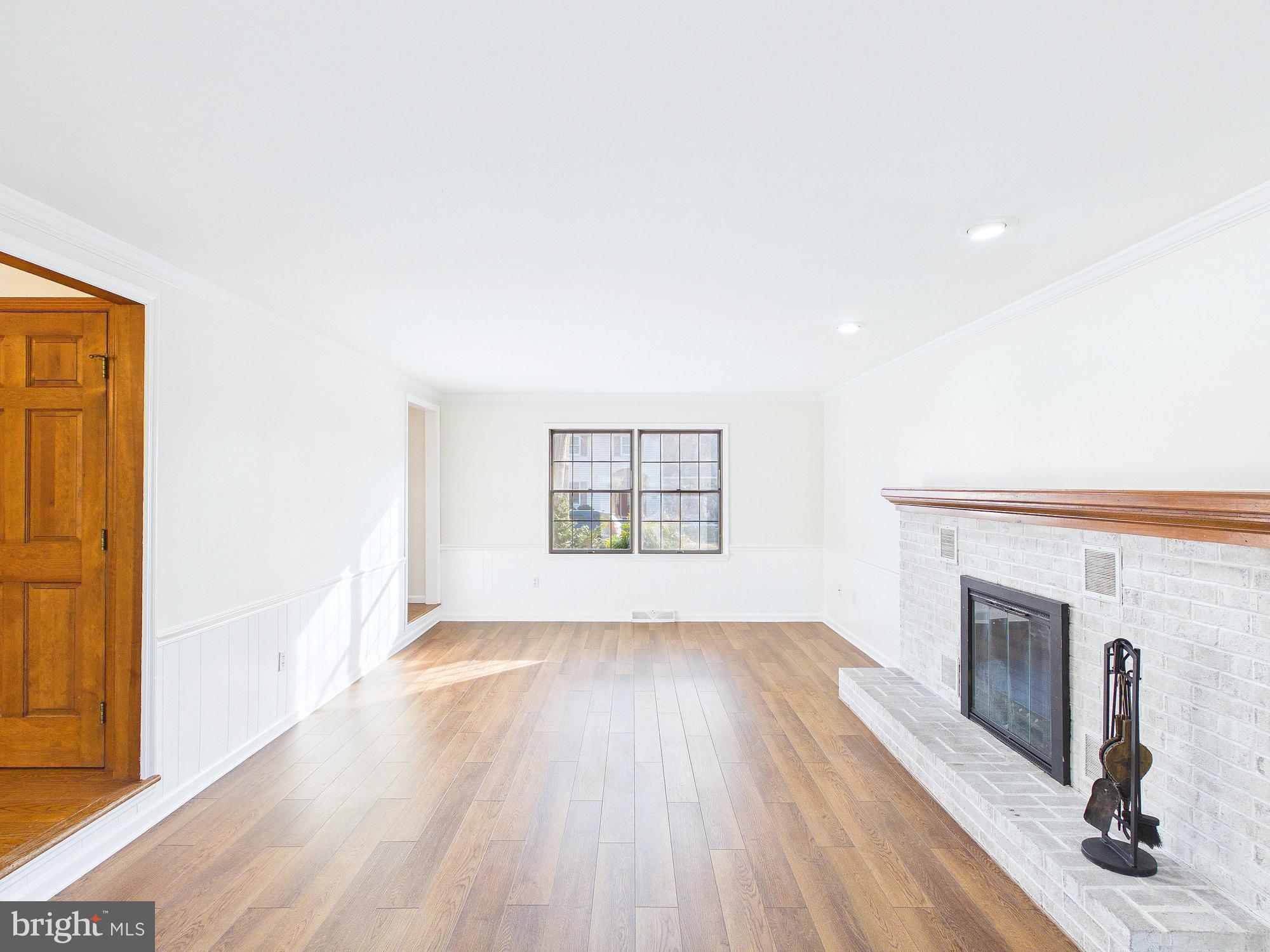 INDIAN CREEK - Residential