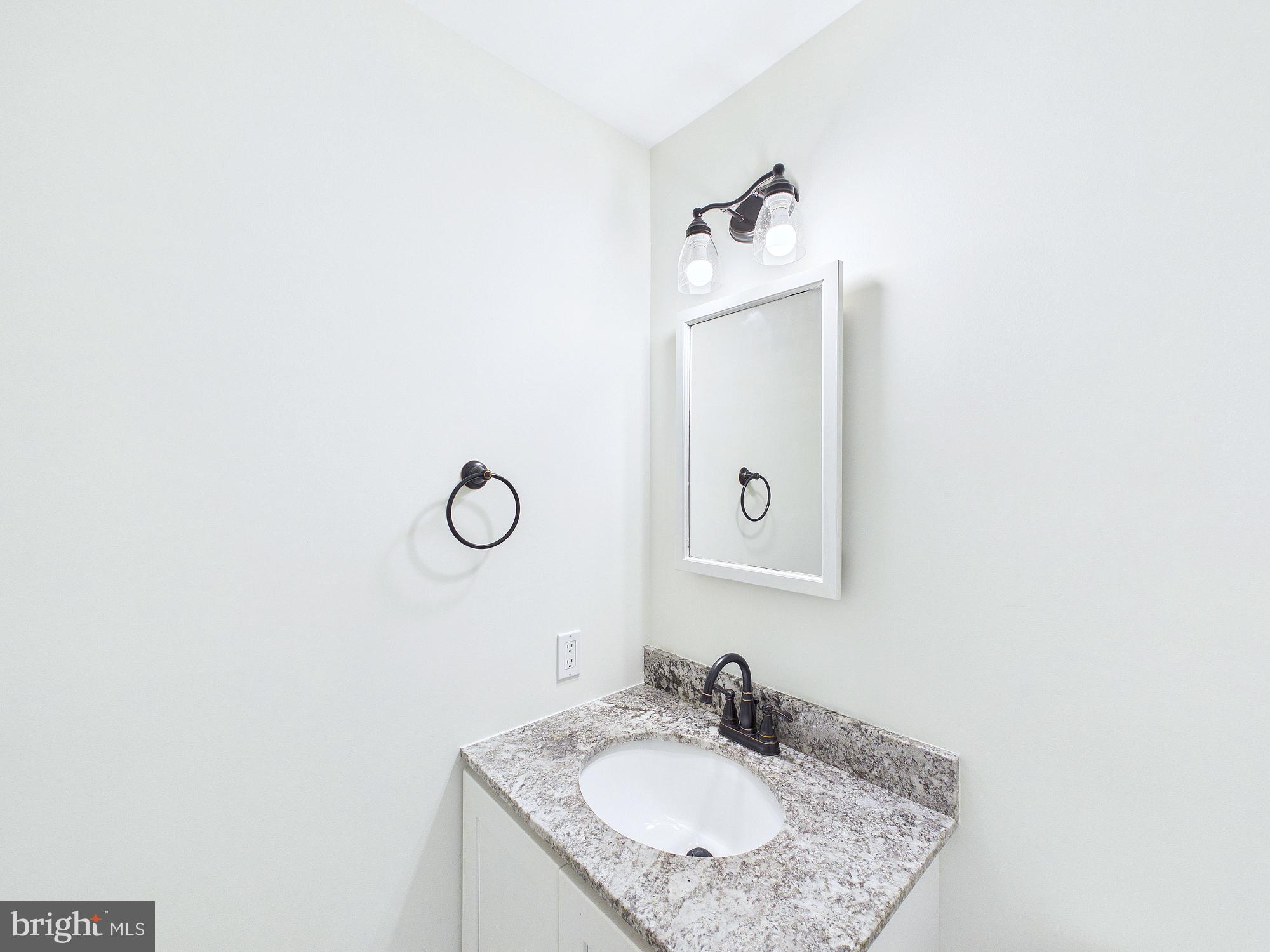 INDIAN CREEK - Residential