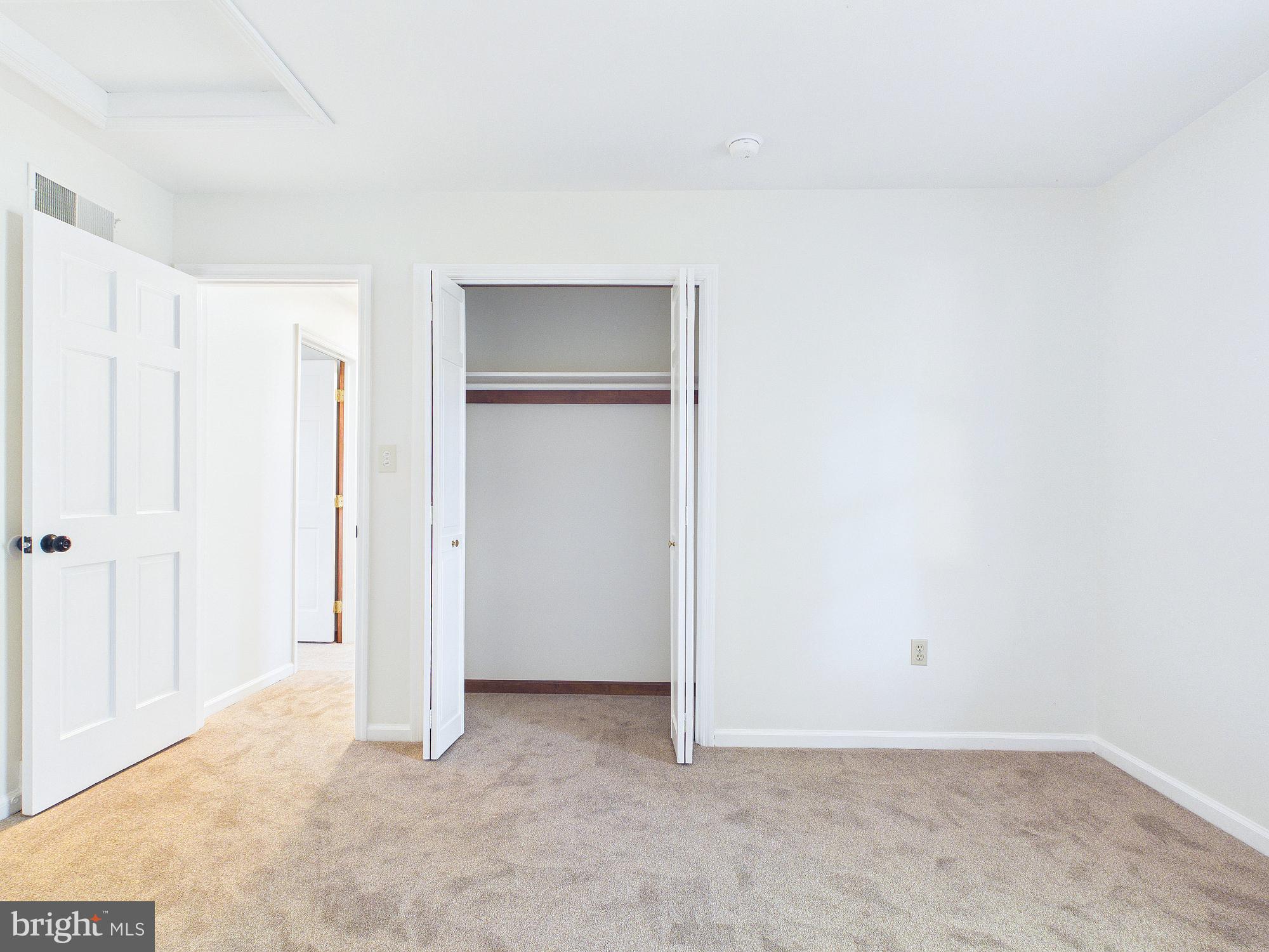 INDIAN CREEK - Residential