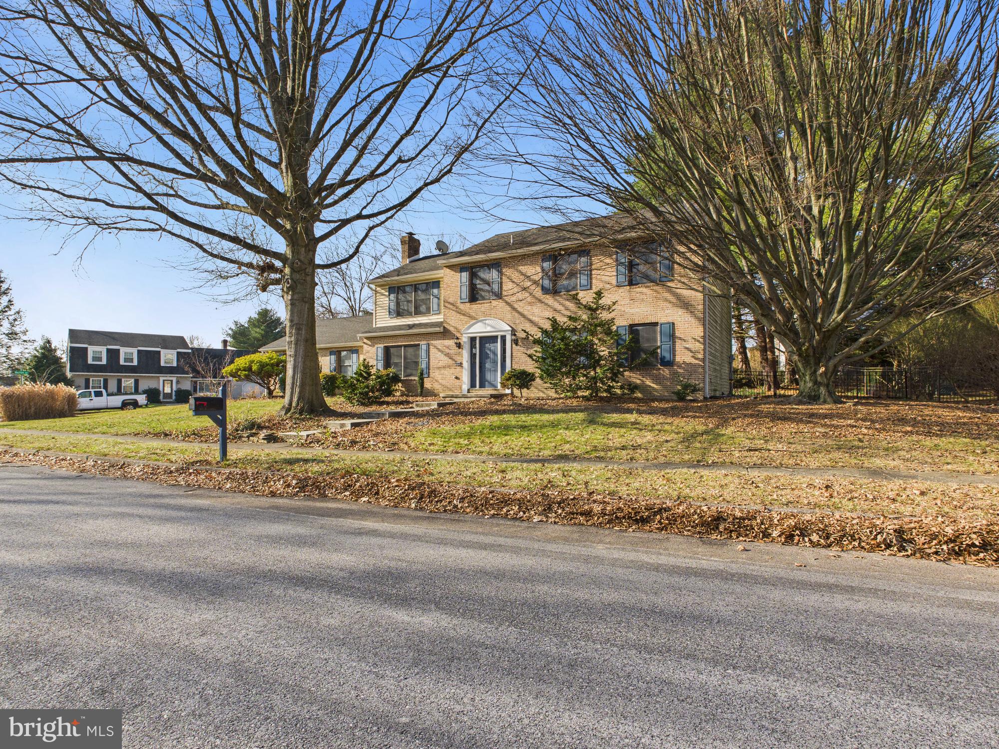 INDIAN CREEK - Residential