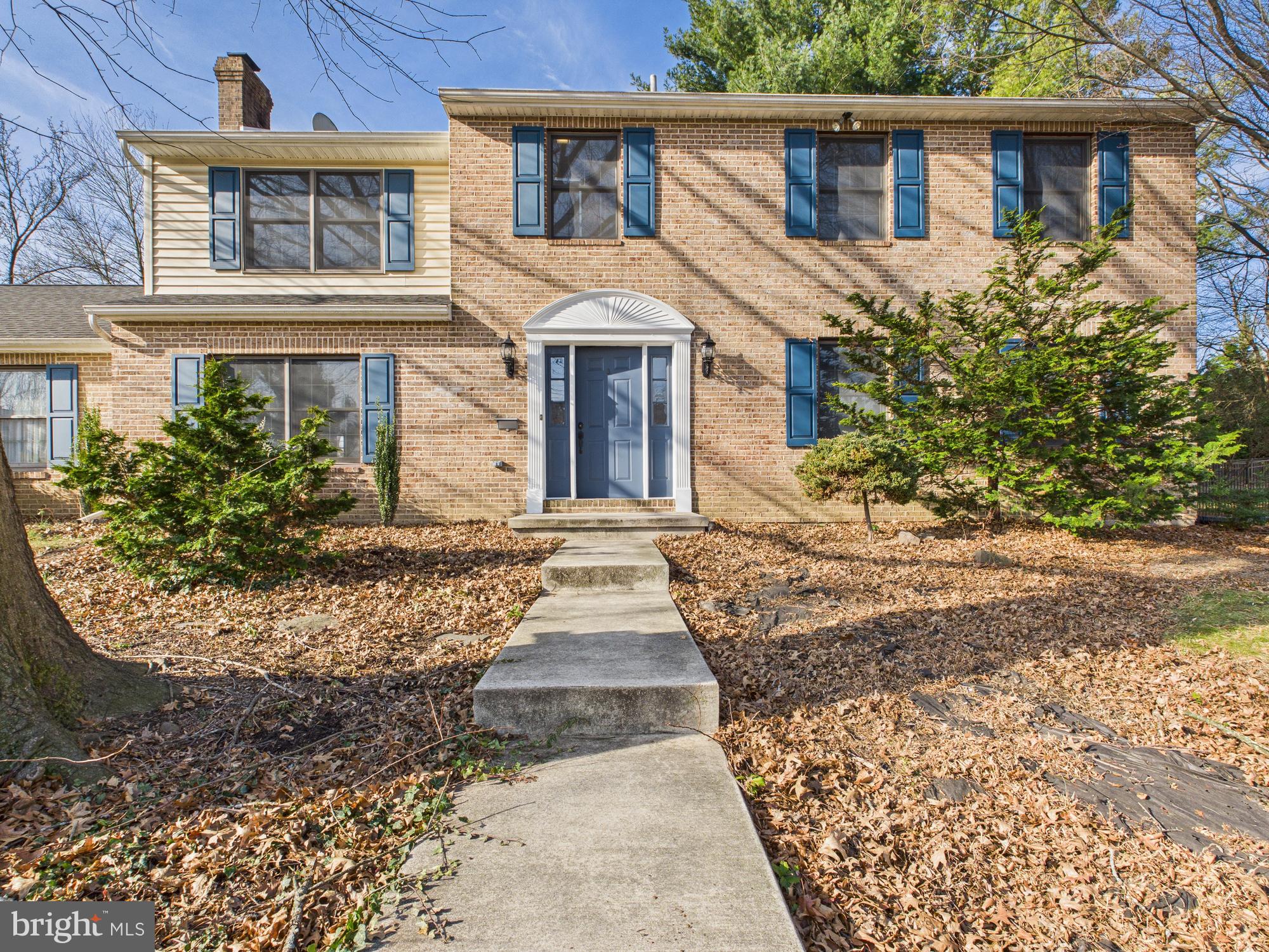 INDIAN CREEK - Residential