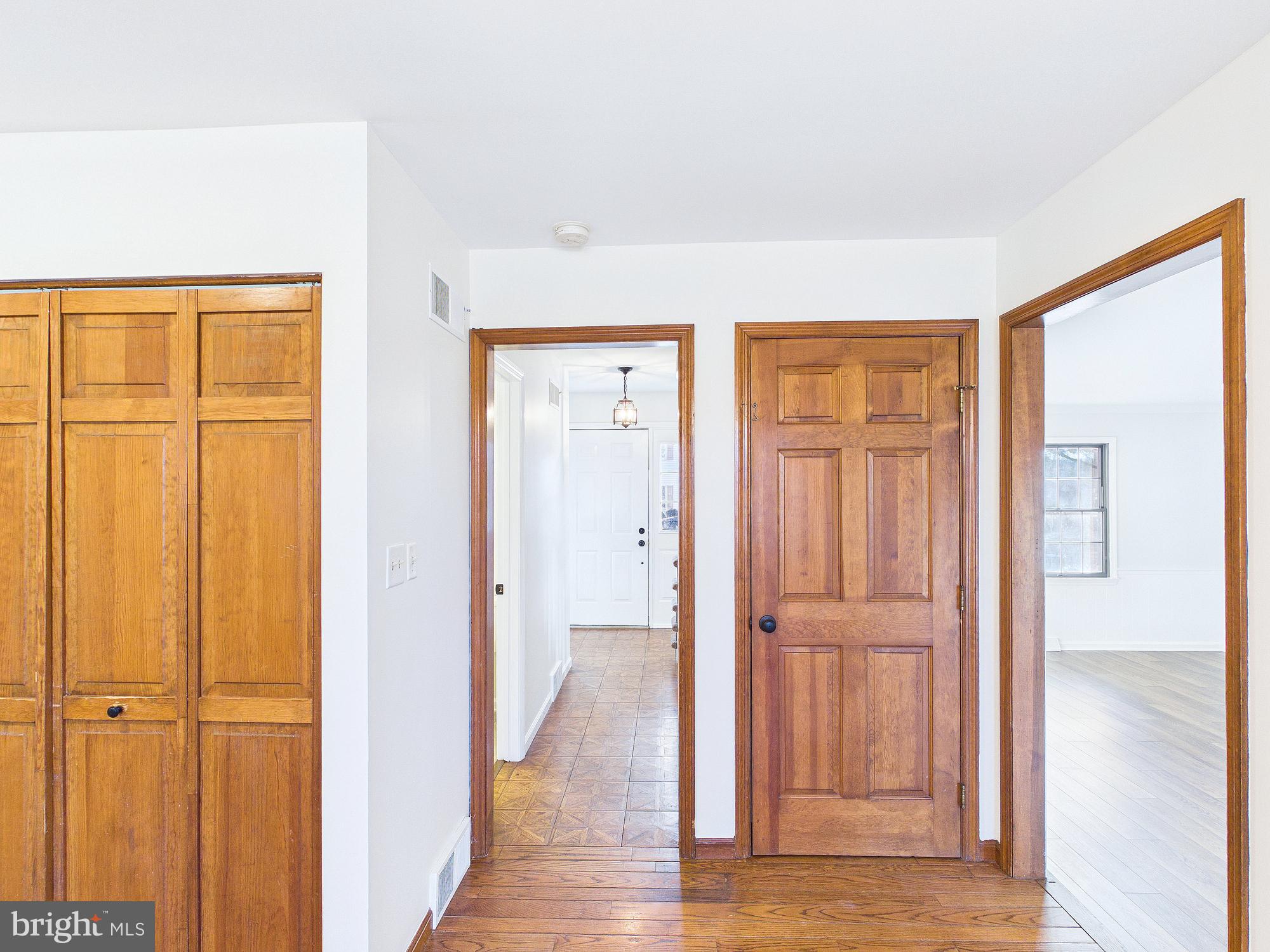 INDIAN CREEK - Residential