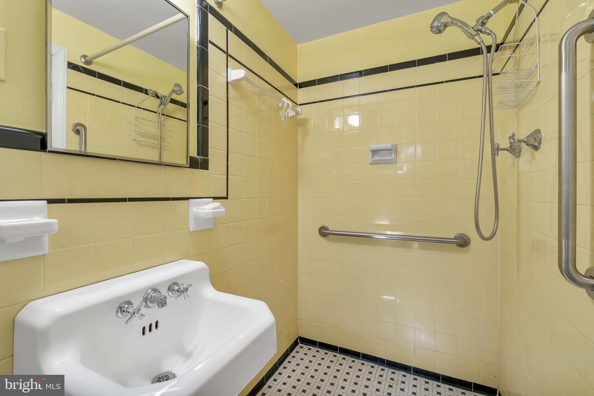 SOMERSET HEIGHTS - Residential