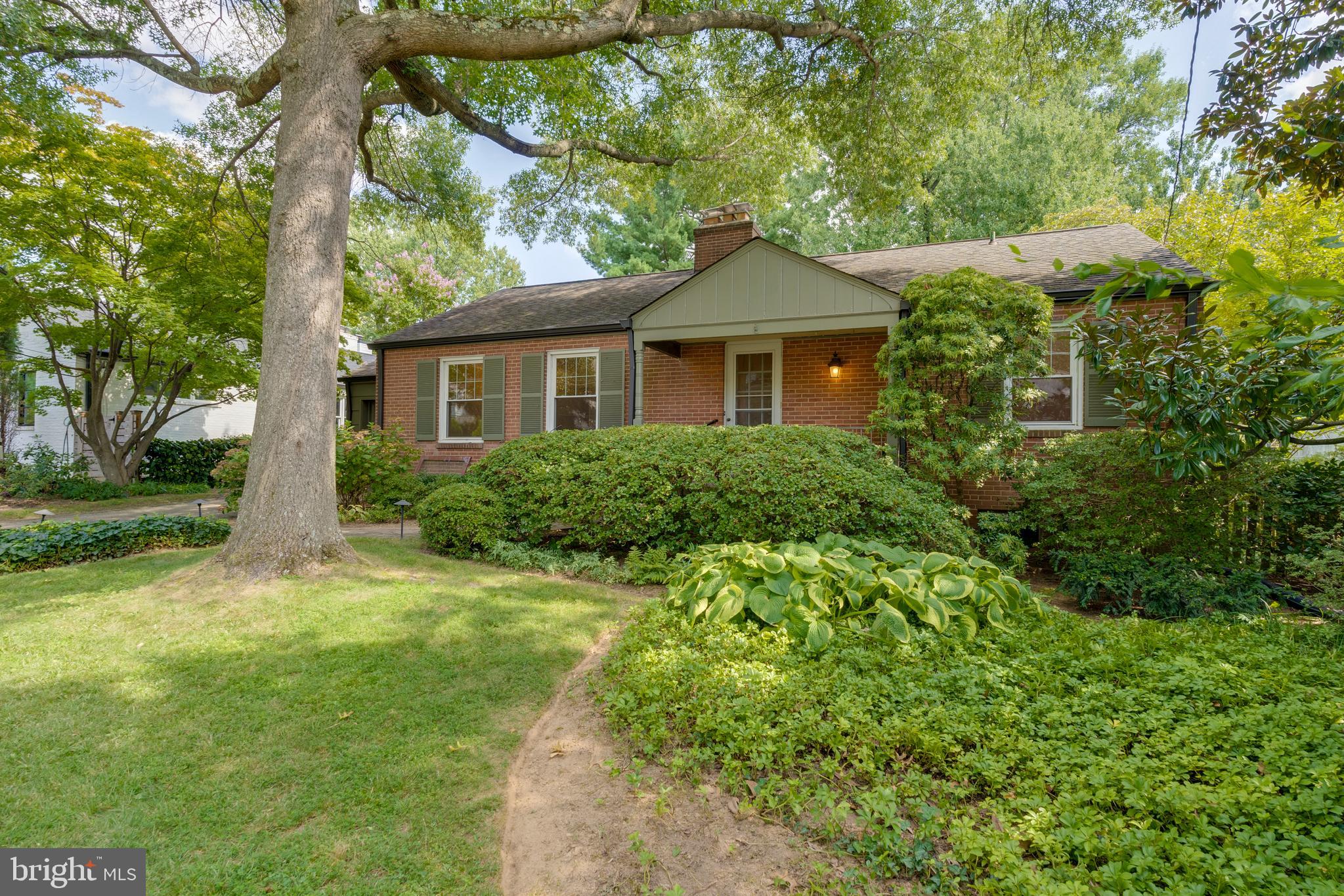 SOMERSET HEIGHTS - Residential