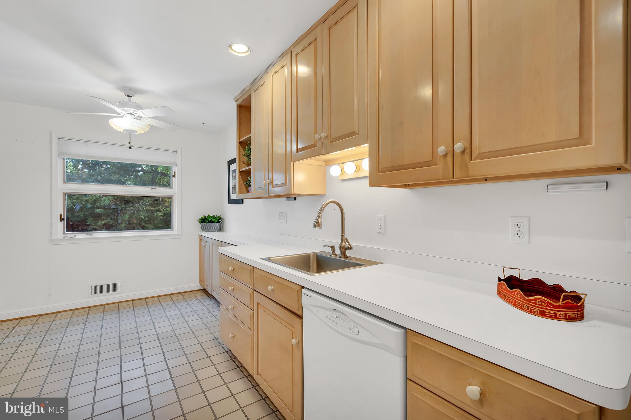 SOMERSET HEIGHTS - Residential