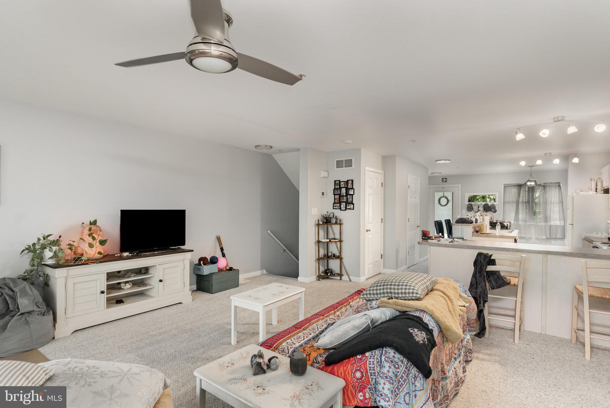 NORTH EAST ISLES - Residential