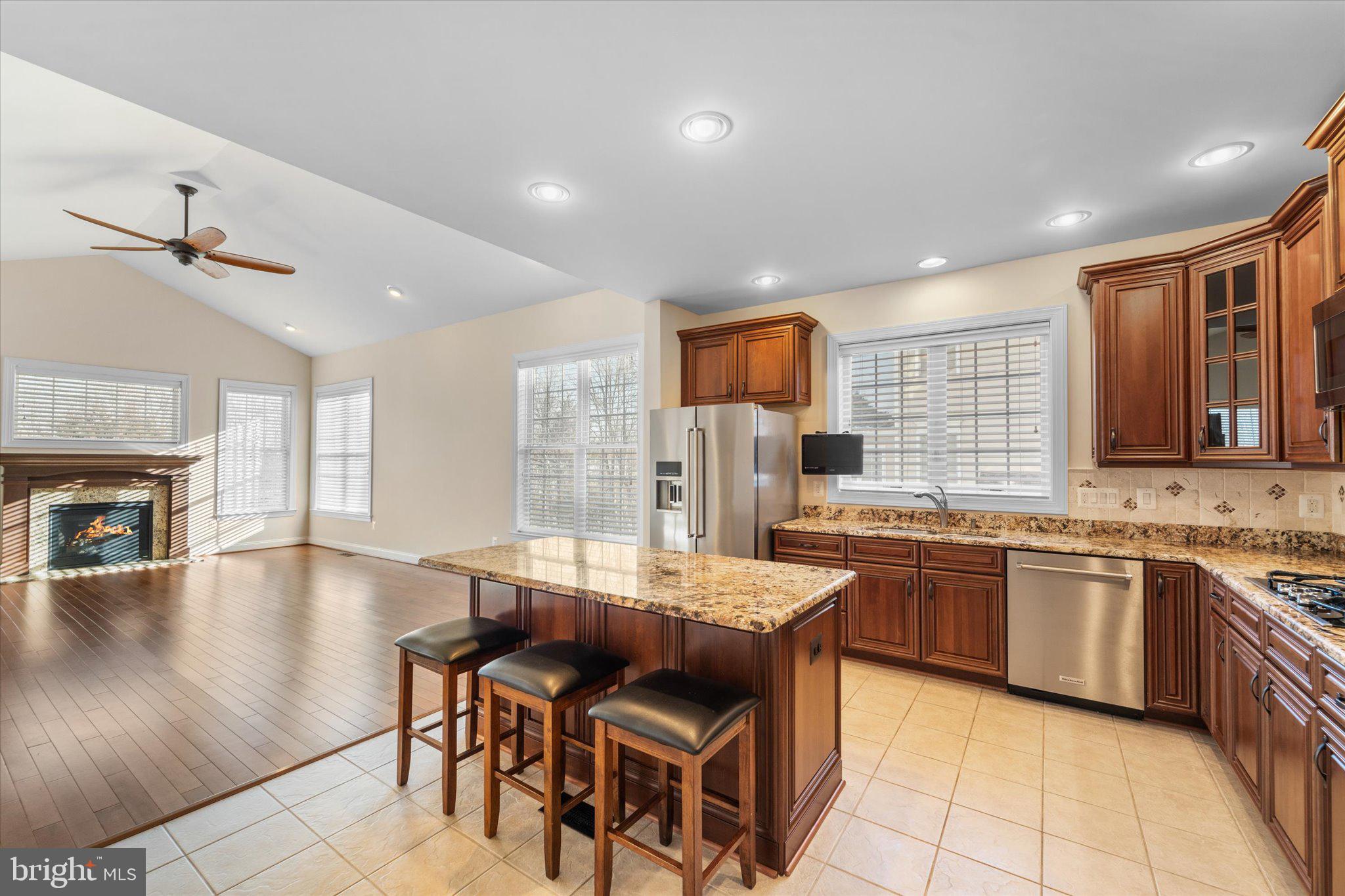 LOUDOUN VALLEY ESTATES - Residential