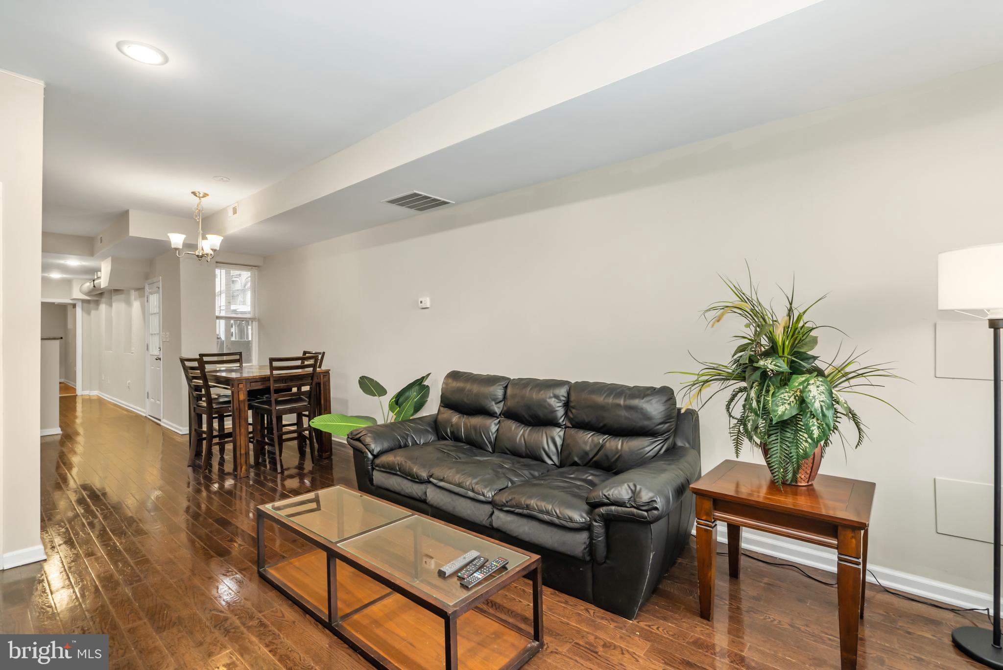 UPPER FELLS POINT - Residential