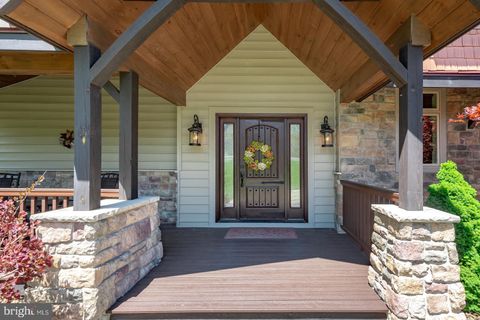 Tiny photo for 968 Scots Pine Lane, HAZLE TOWNSHIP, PA 18202 (MLS # PALU2002838)