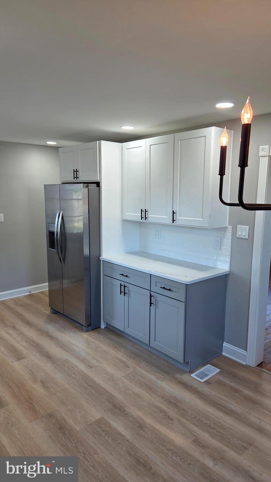 COLLINS PARK - Residential