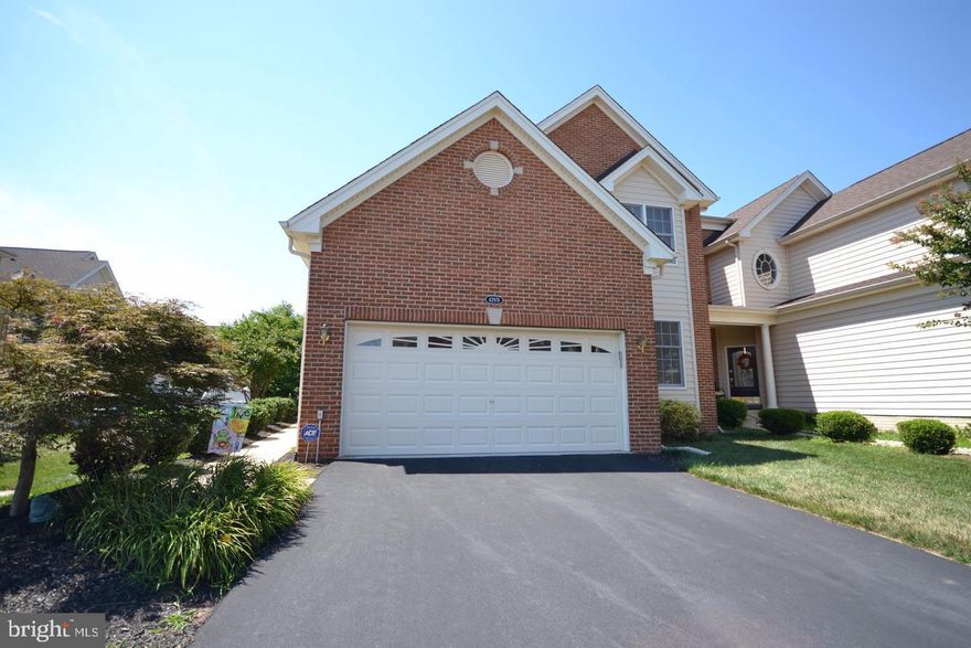 Huge Townhouse in Loudoun Valley over 4500sqft ft 3br 3.5 baths 4th br/den/office in LL. Cathedral ceilings and hardwood flooring in Main Level. Lighted gourmet kitchen w/granite counter tops SS appliances & Breakfast room. Large Master w/walking closet. Beautiful Deck & fully fenced backyard. Near Top Schools/Shops/Dining/Movies. Close to future Metro and Toll Rd. Owner/Agent.  Contact tenant for showings, 24hr notice preferred. Pet on case by case basis. Rent includes HOA fees.
