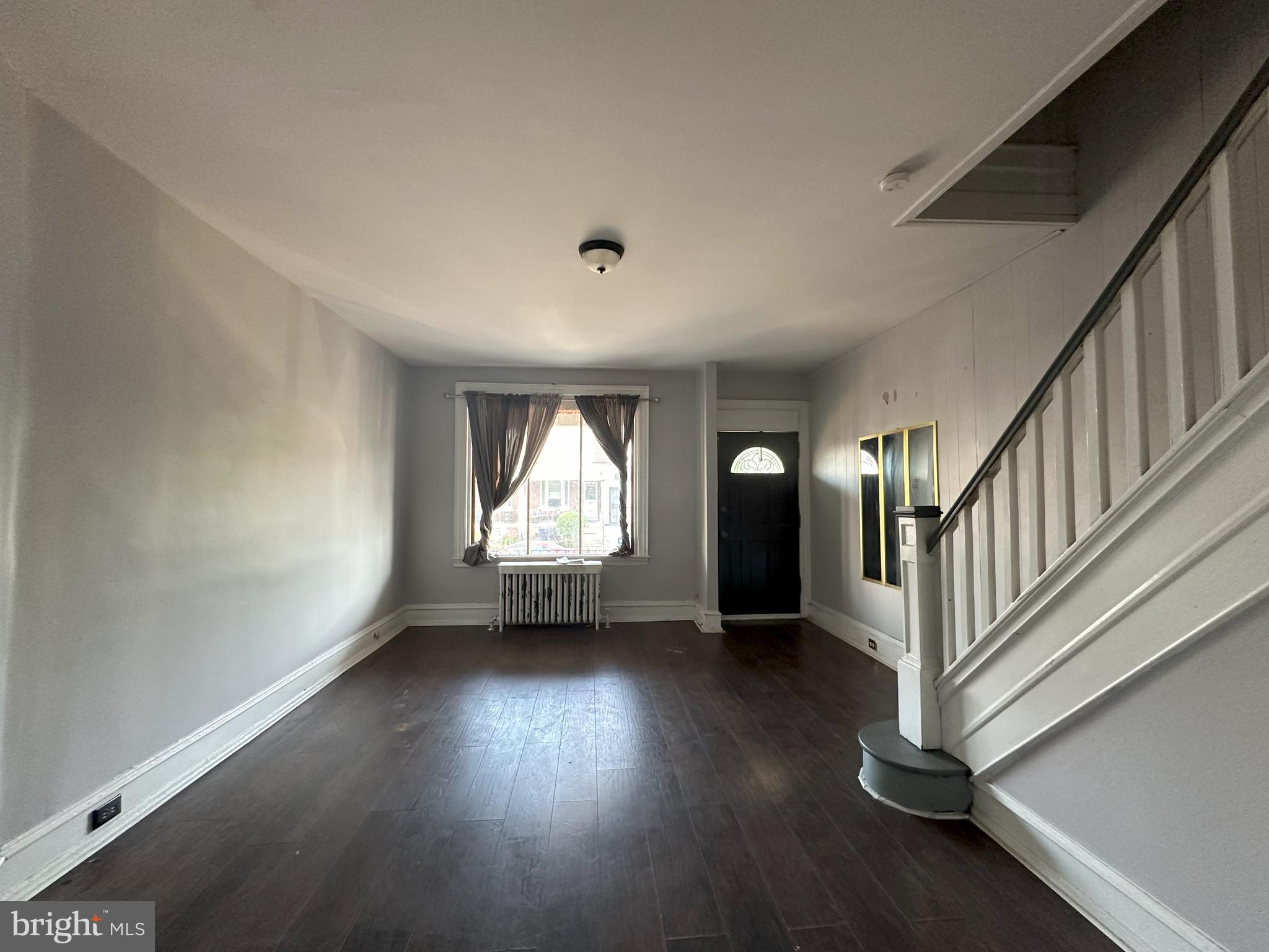 PHILADELPHIA (WEST) - Residential