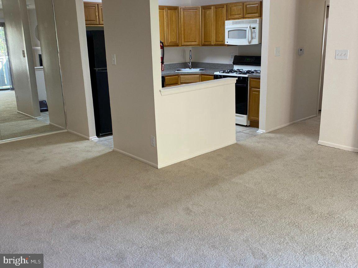 1708 WOODHOLLOW DRIVE