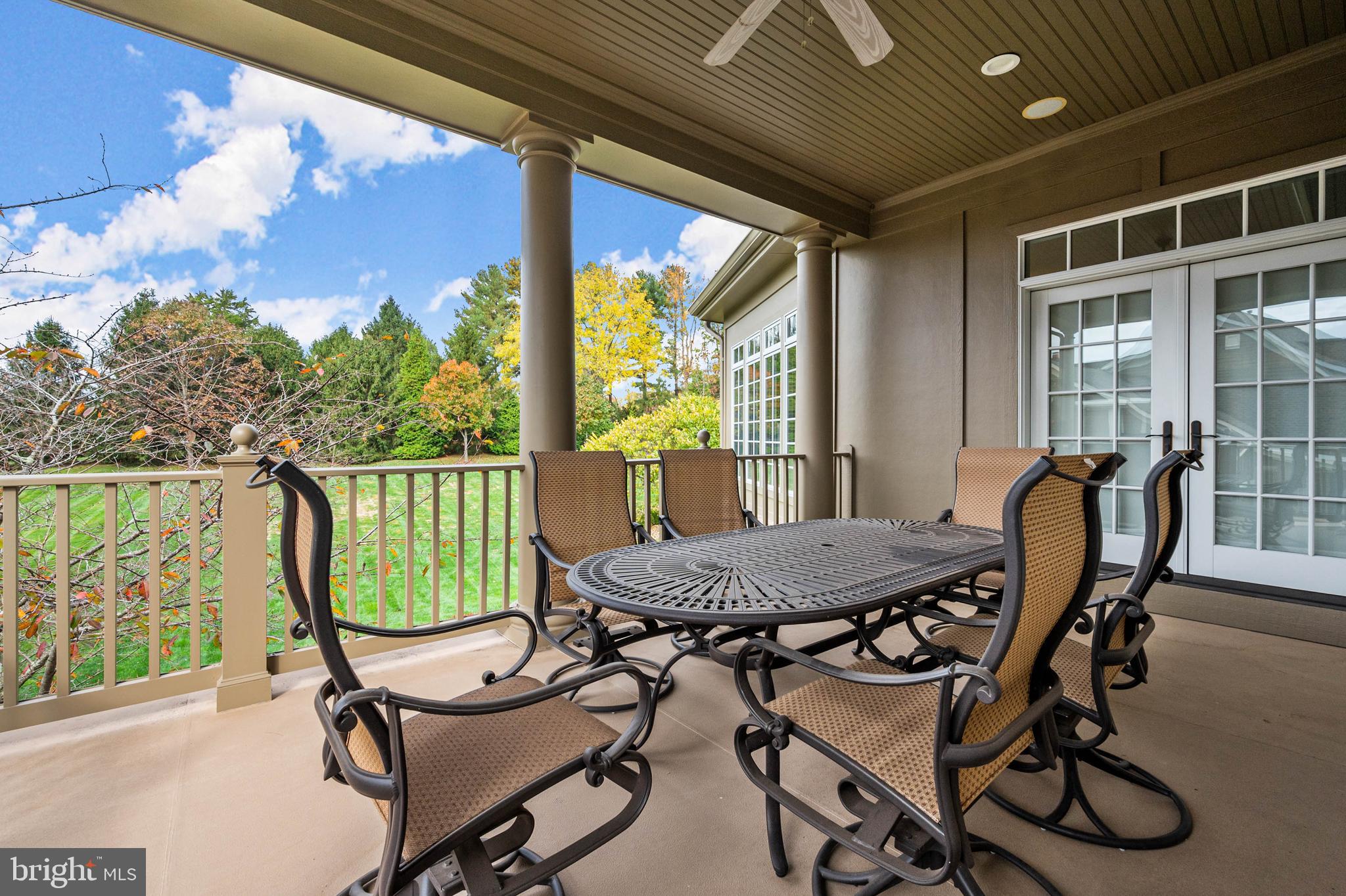 RIVERWOOD - Residential