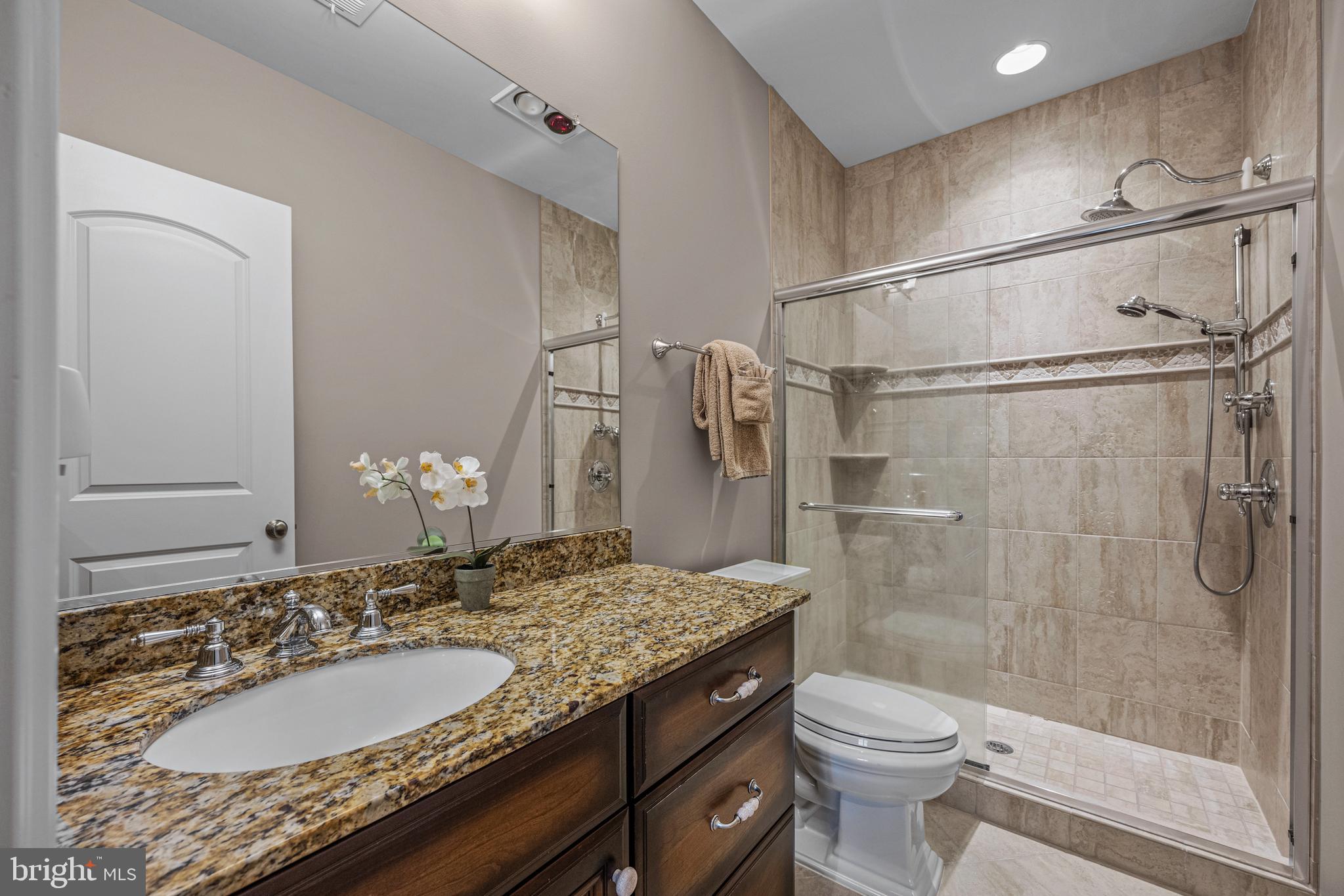 RIVERWOOD - Residential