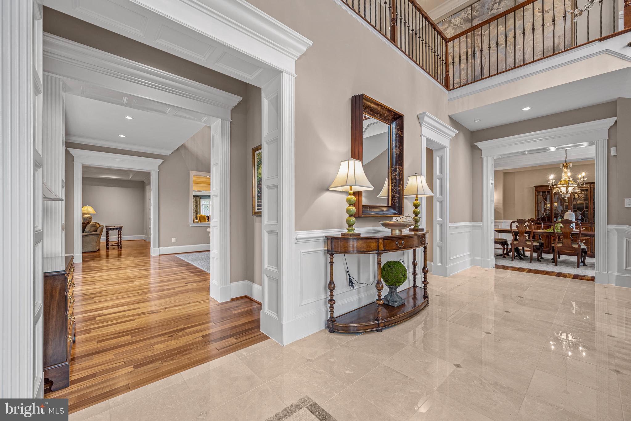 RIVERWOOD - Residential