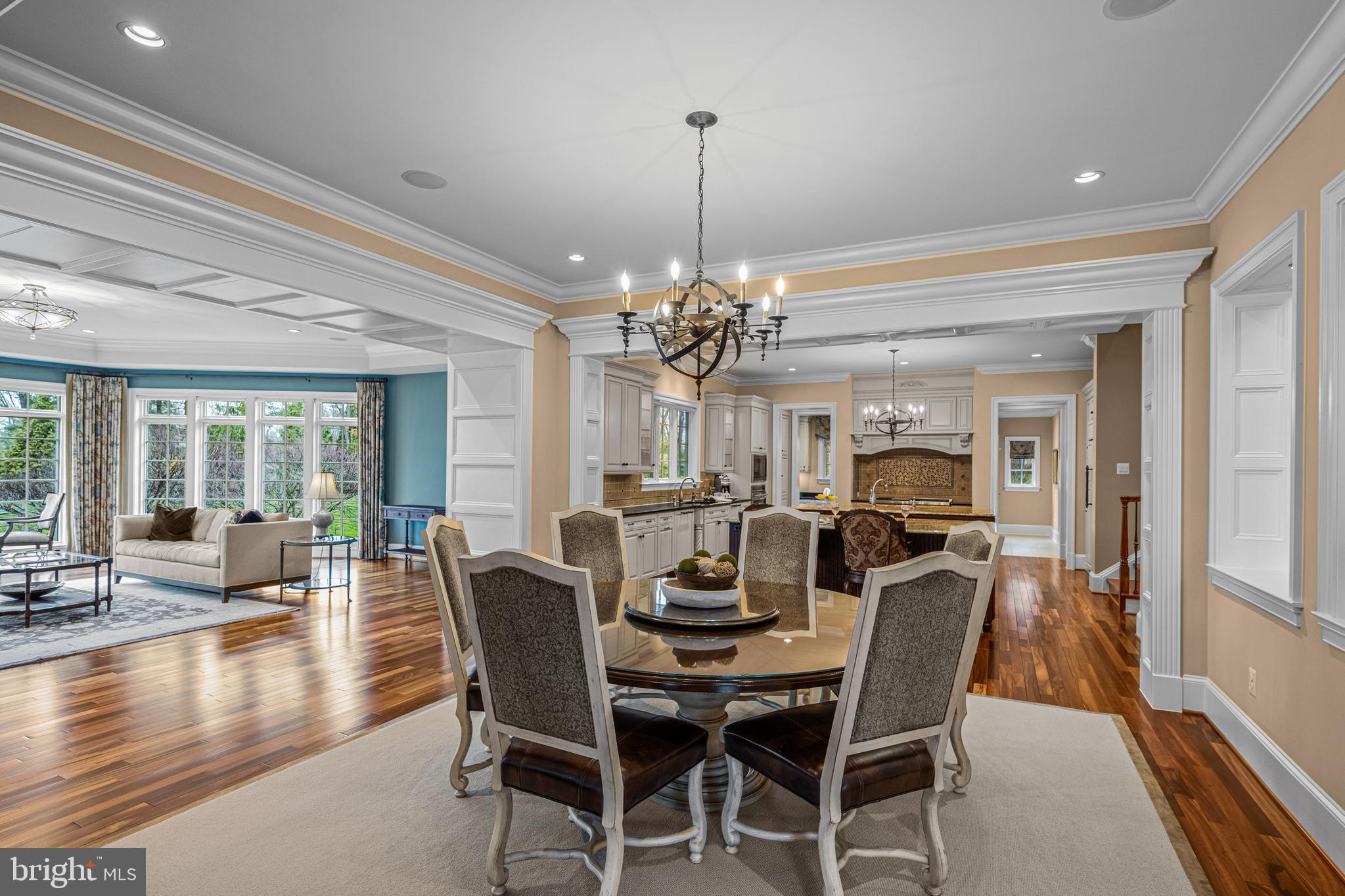 RIVERWOOD - Residential