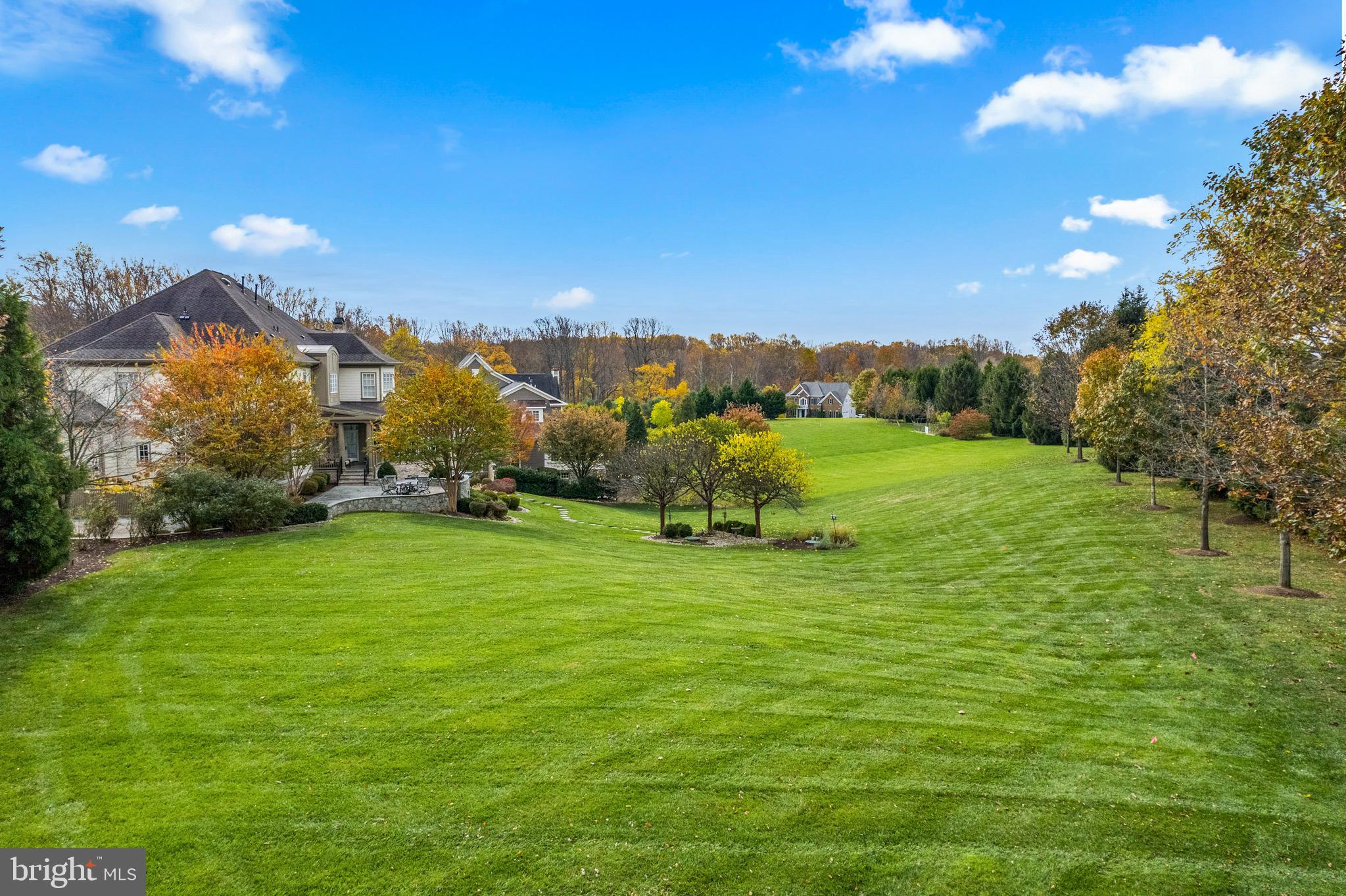 RIVERWOOD - Residential