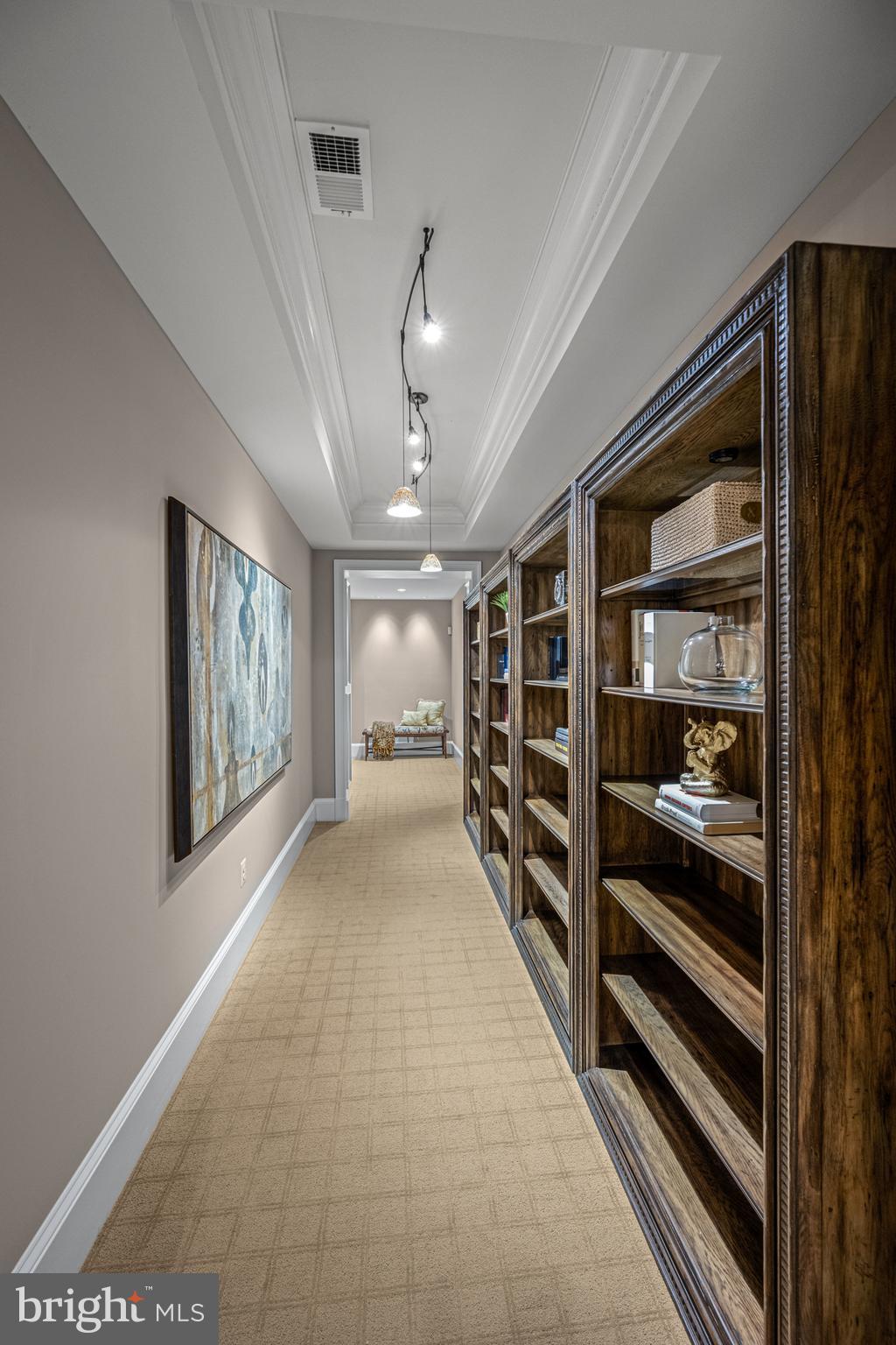 RIVERWOOD - Residential