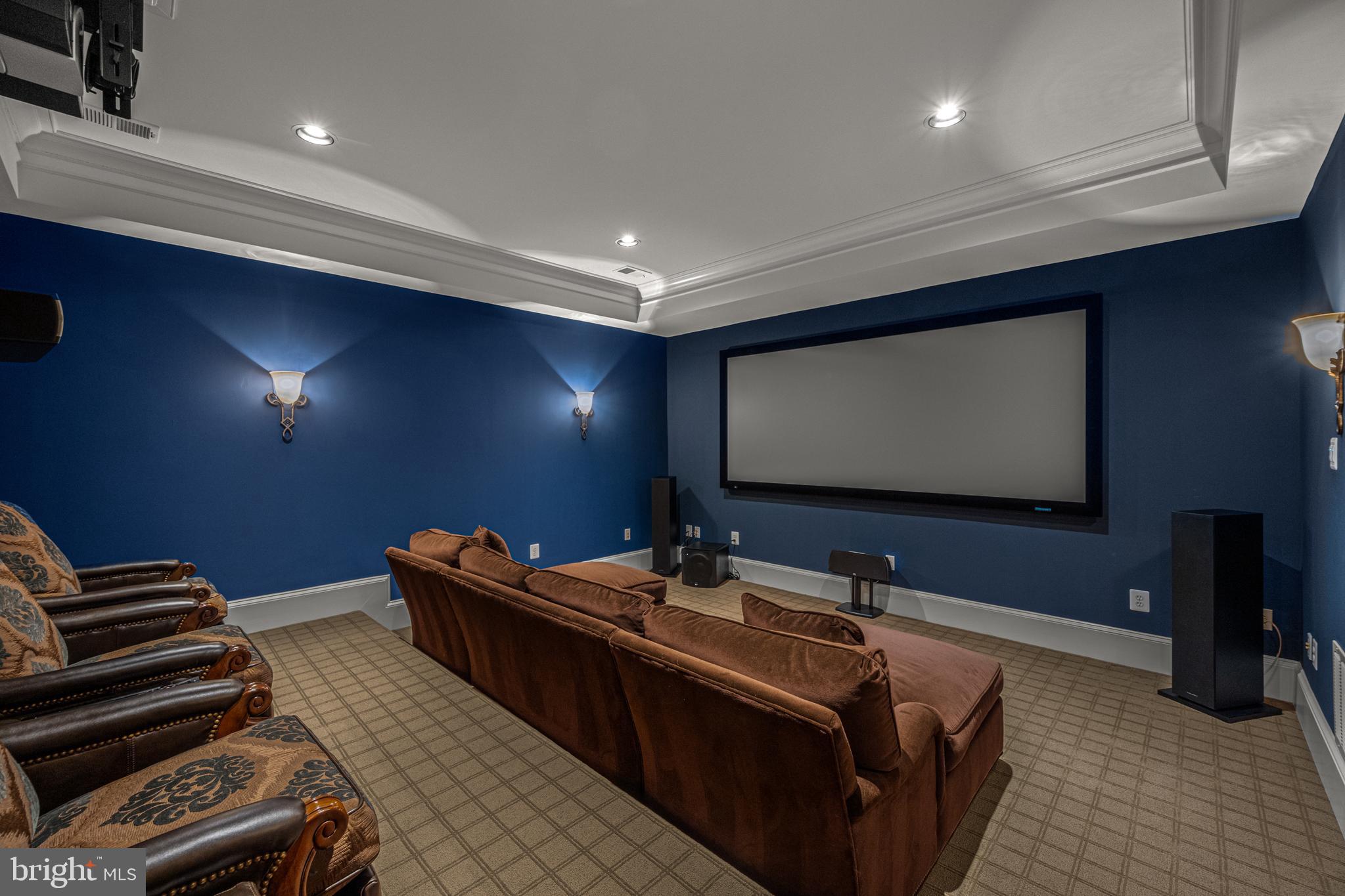 RIVERWOOD - Residential