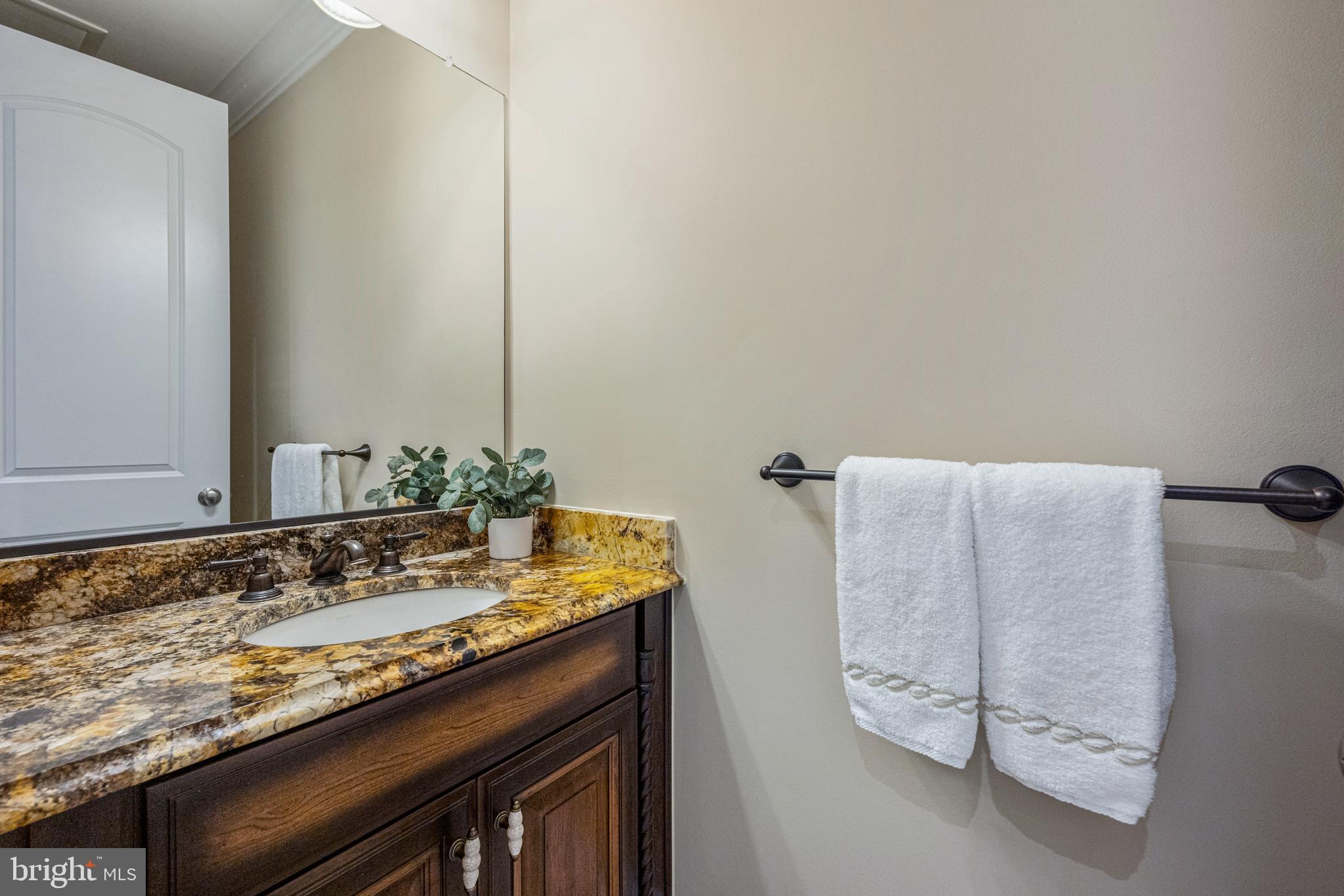 RIVERWOOD - Residential