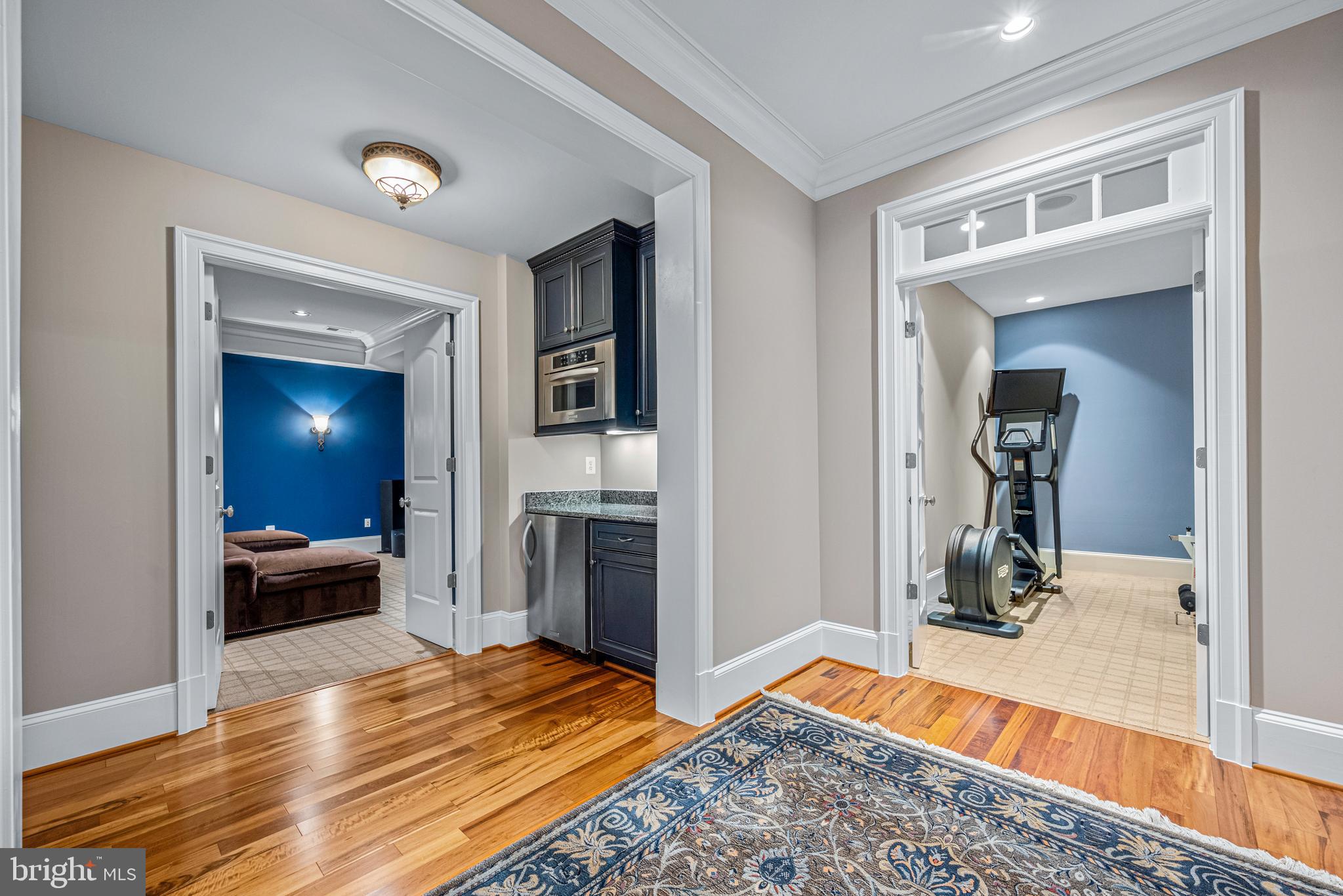 RIVERWOOD - Residential