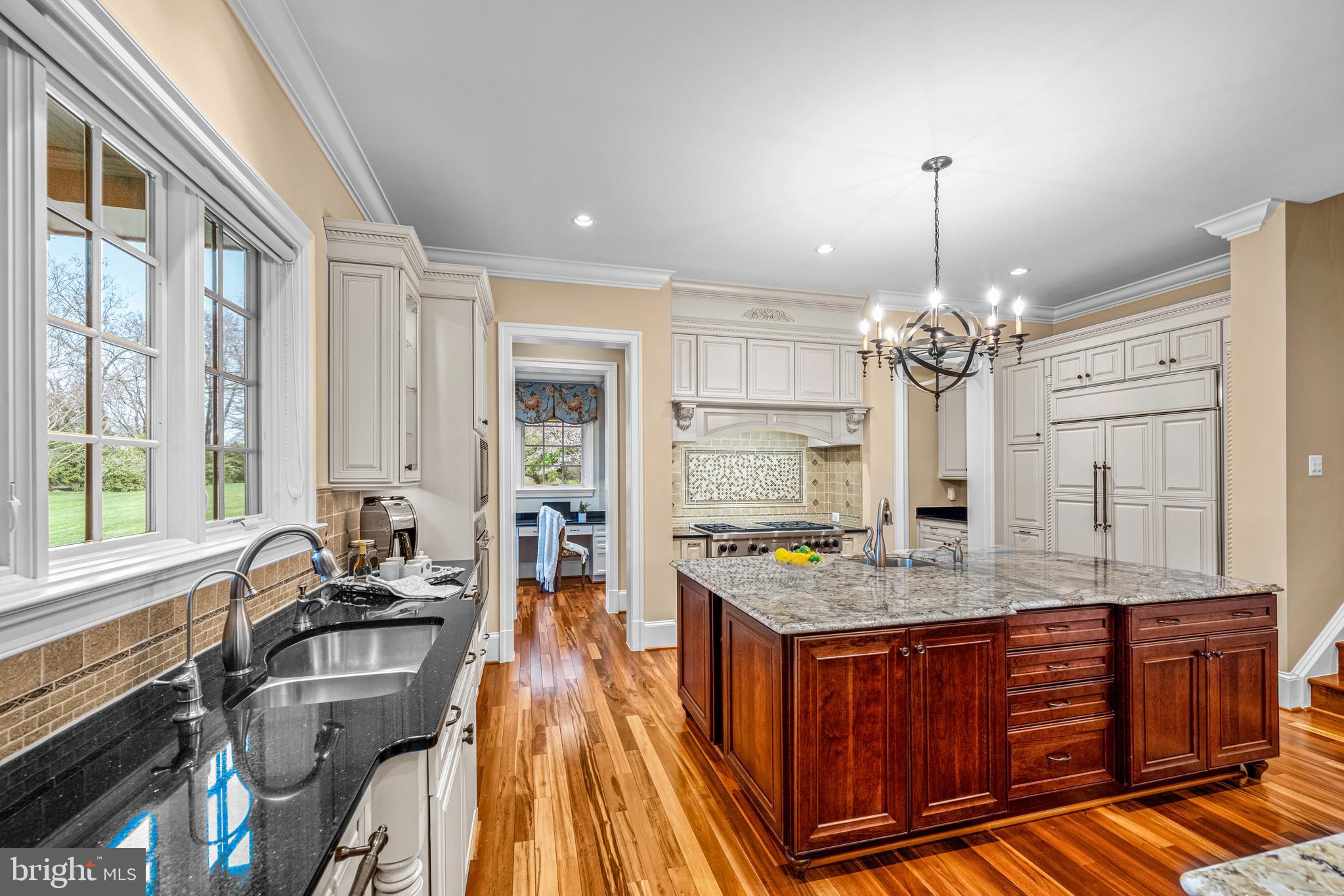 RIVERWOOD - Residential